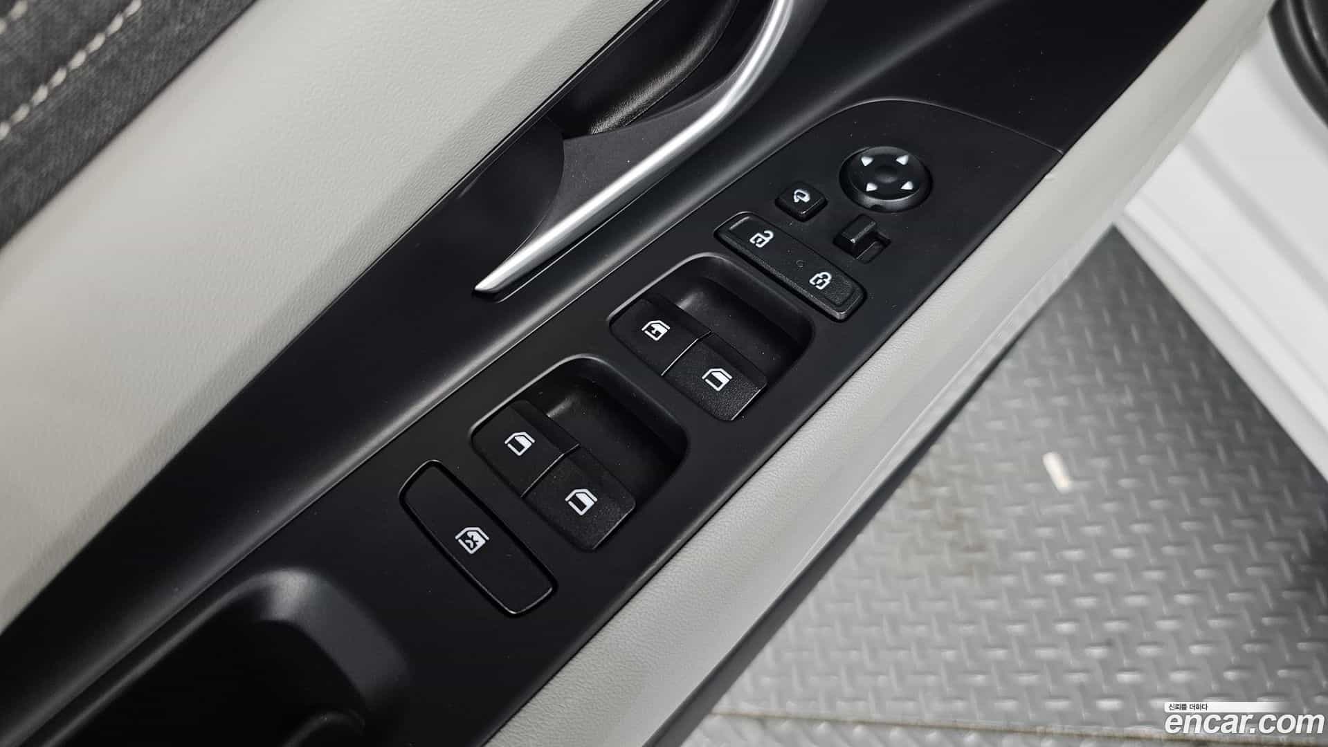 AVANTE Hyundai 2022.0-OPTION-018
