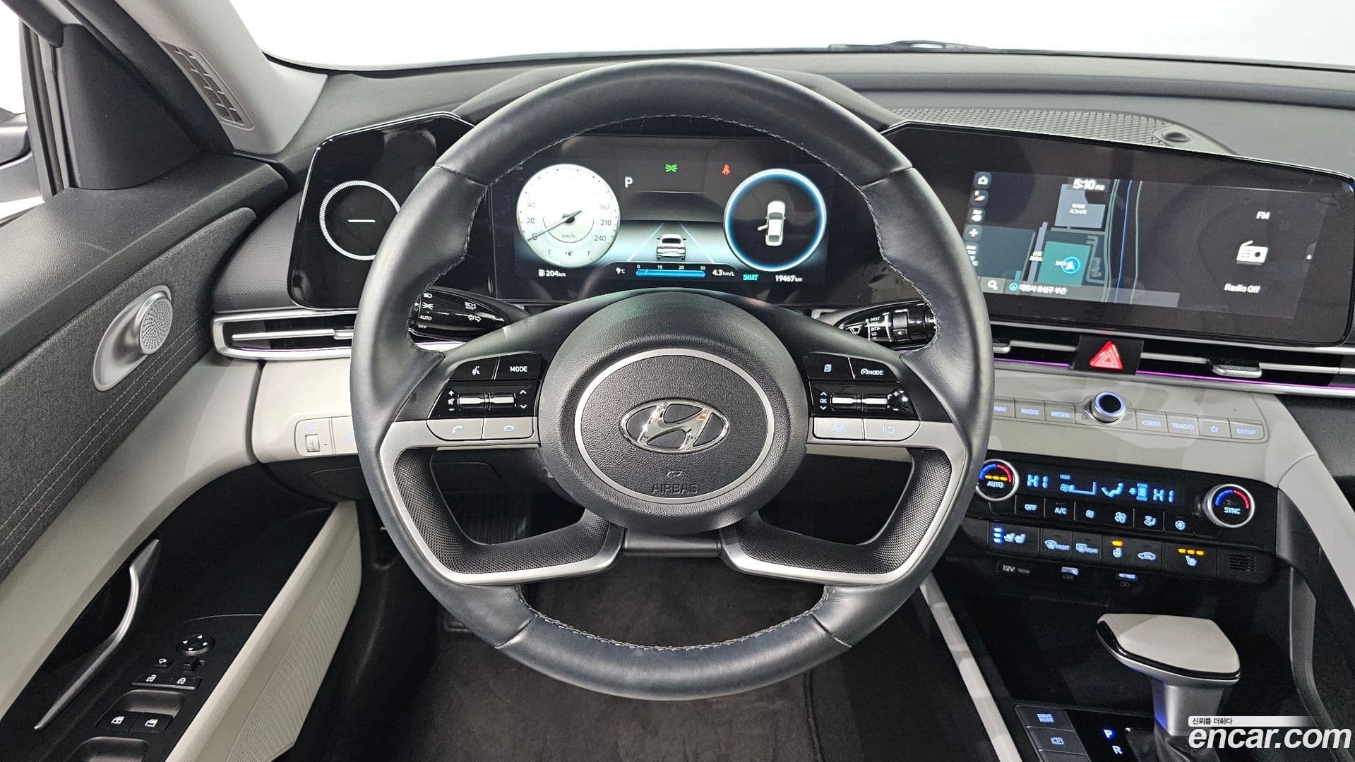 Main__Slider__Photo:AVANTE Hyundai 2022.0-15