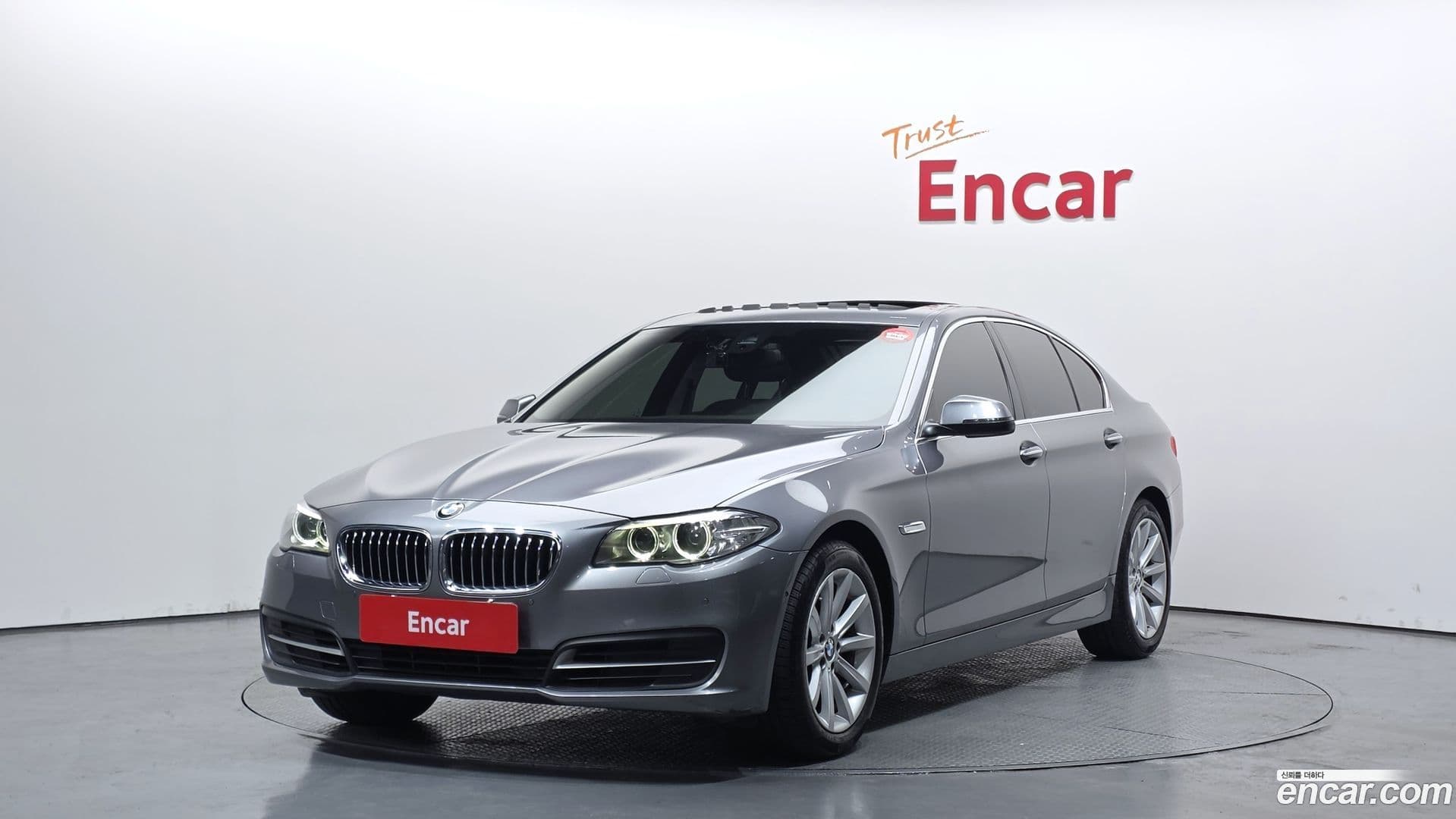 Main__Slider__Photo:5-Series BMW 2014.8-0