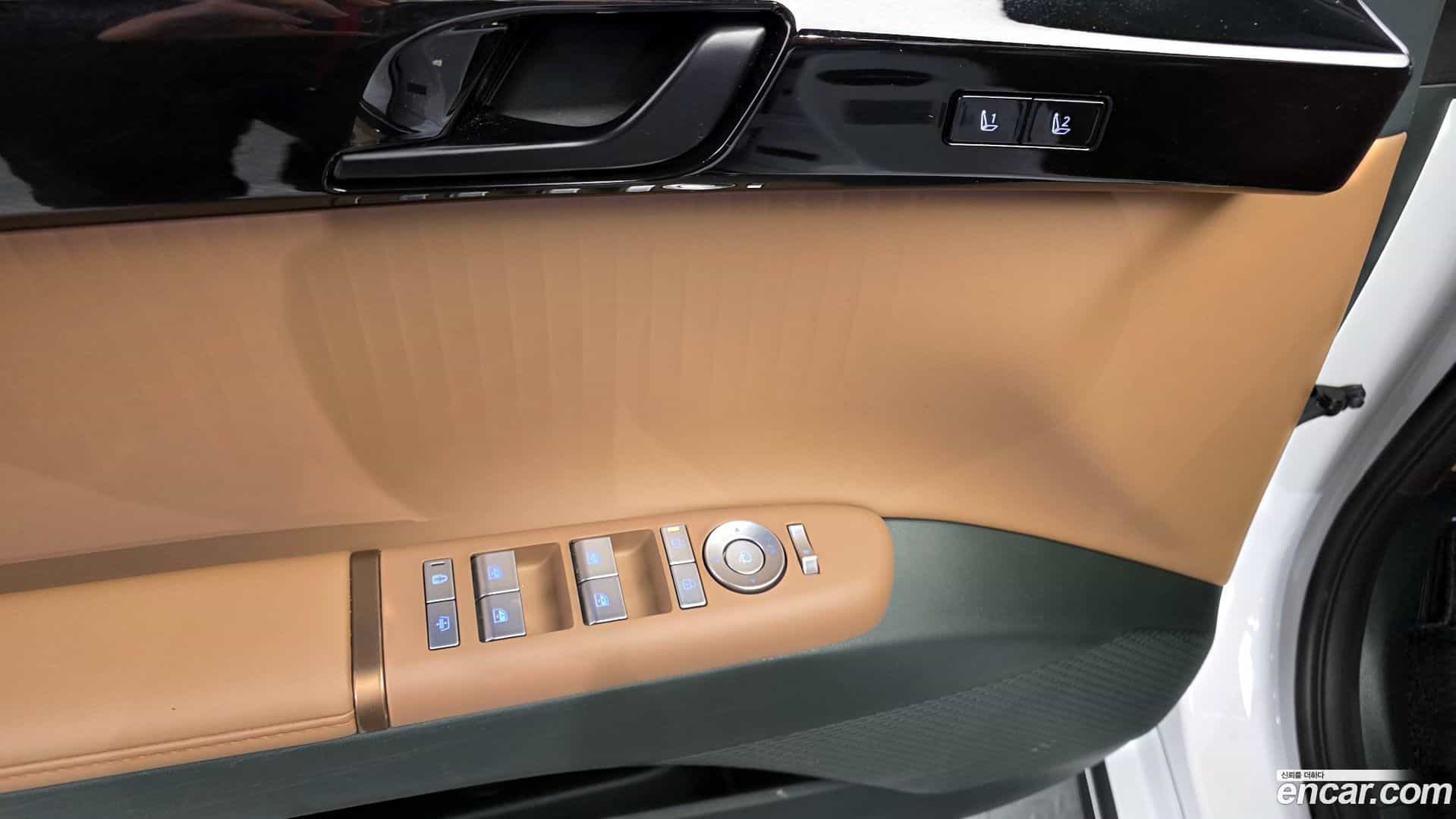 Grandeur Hyundai 2025.0-OPTION-018