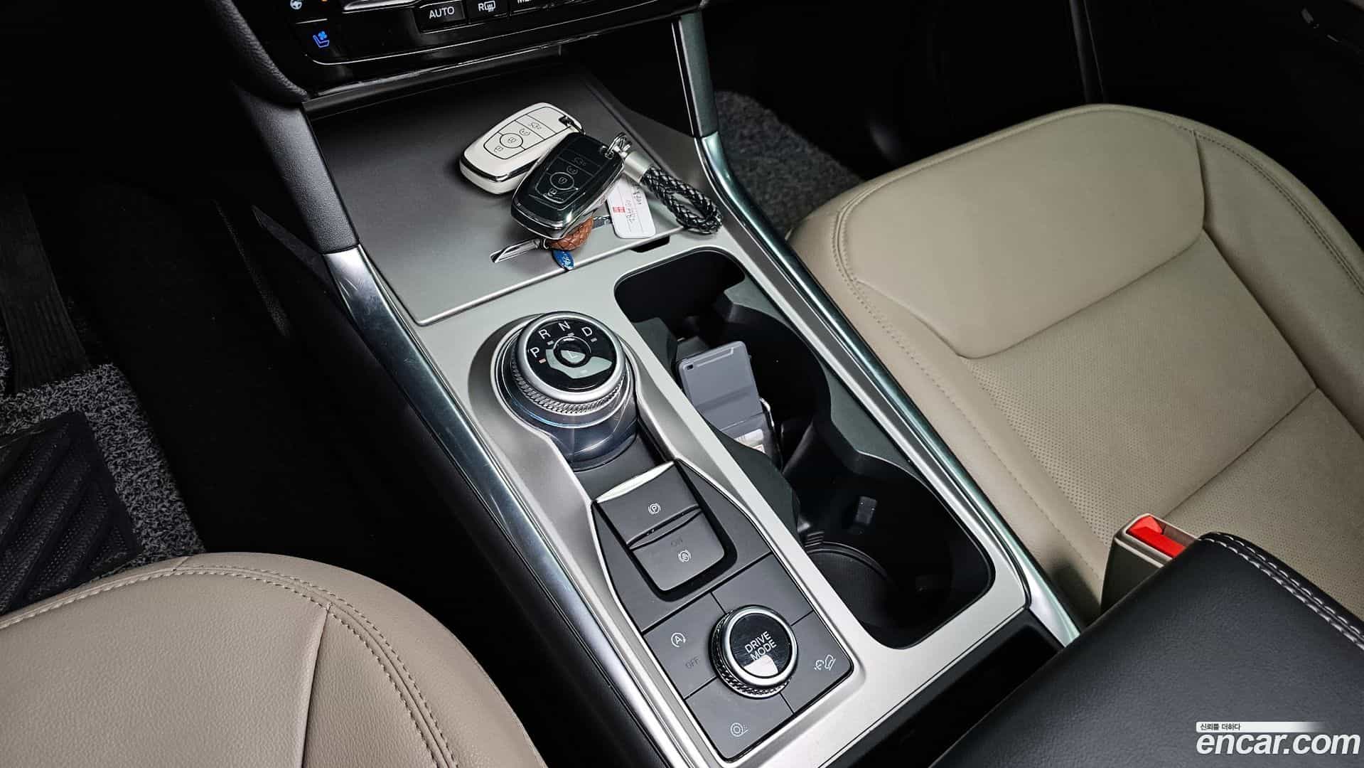Explorer Ford 2022.11-INNER-009