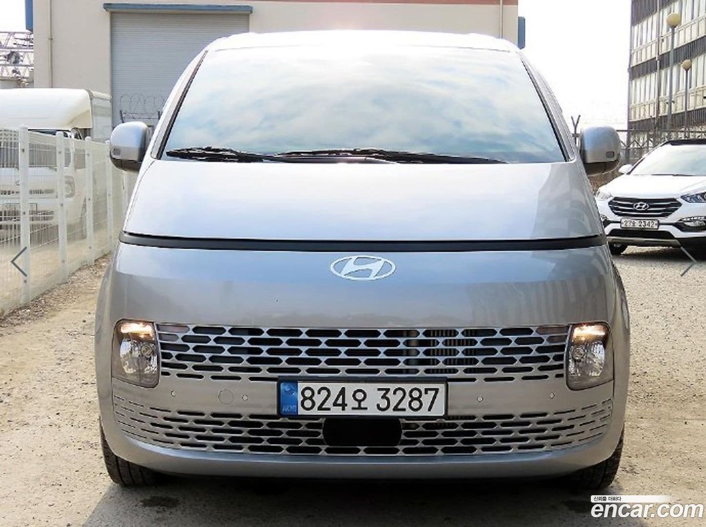 Main__Slider__Photo:Staria Hyundai 2024.9-0