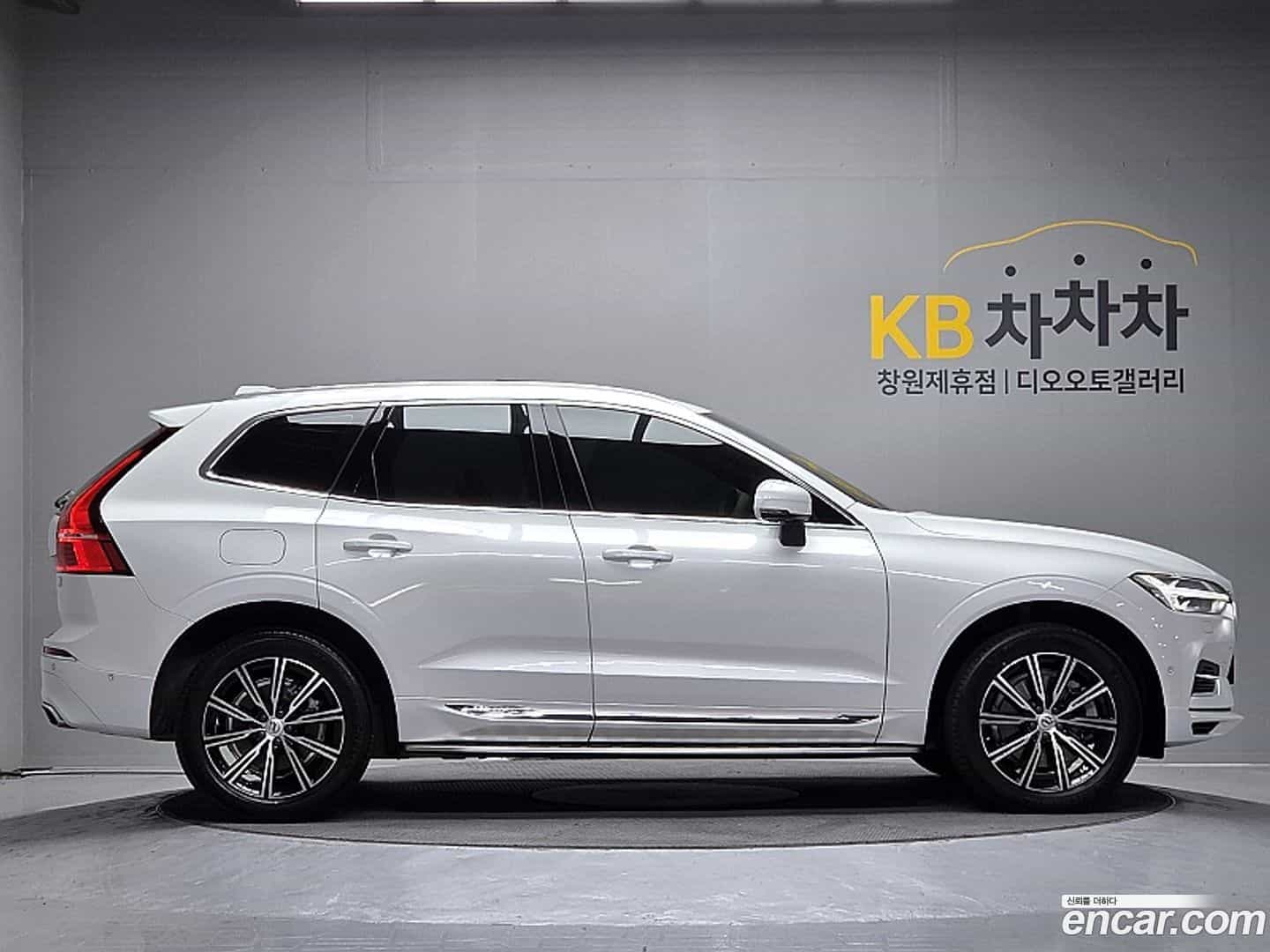 XC60 Volvo 2021.1-INNER-007