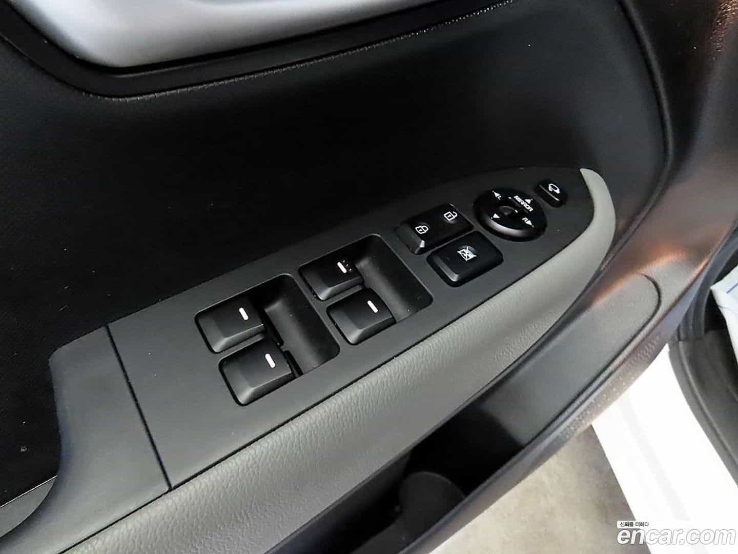 RAY Kia 2023.9-OPTION-017