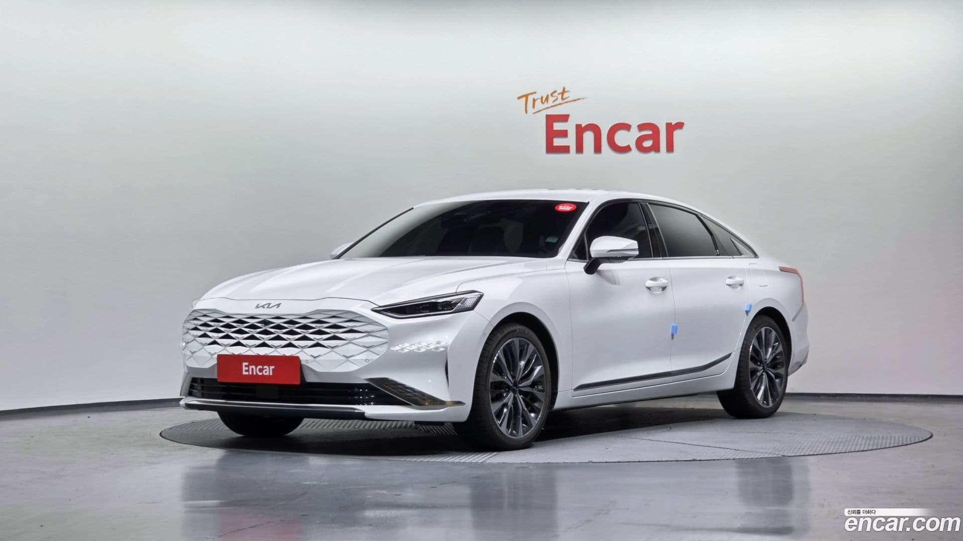 Main__Slider__Photo:K8 Kia 2022.10-0
