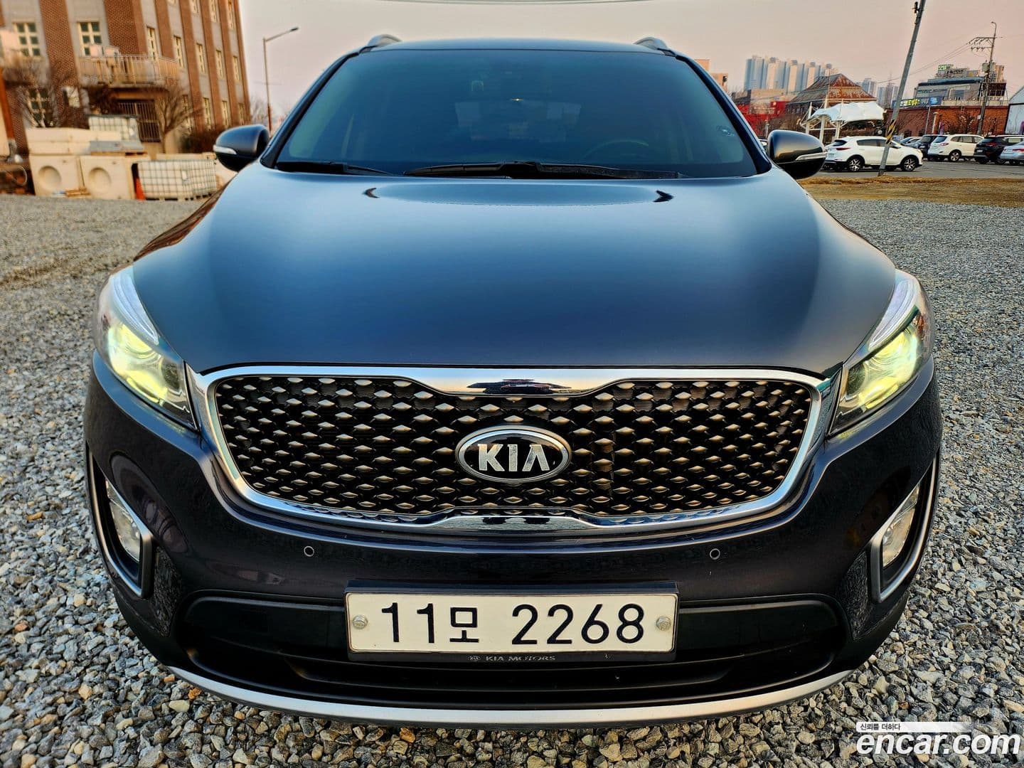 Main__Slider__Photo:Sorento Kia 2015.3-0