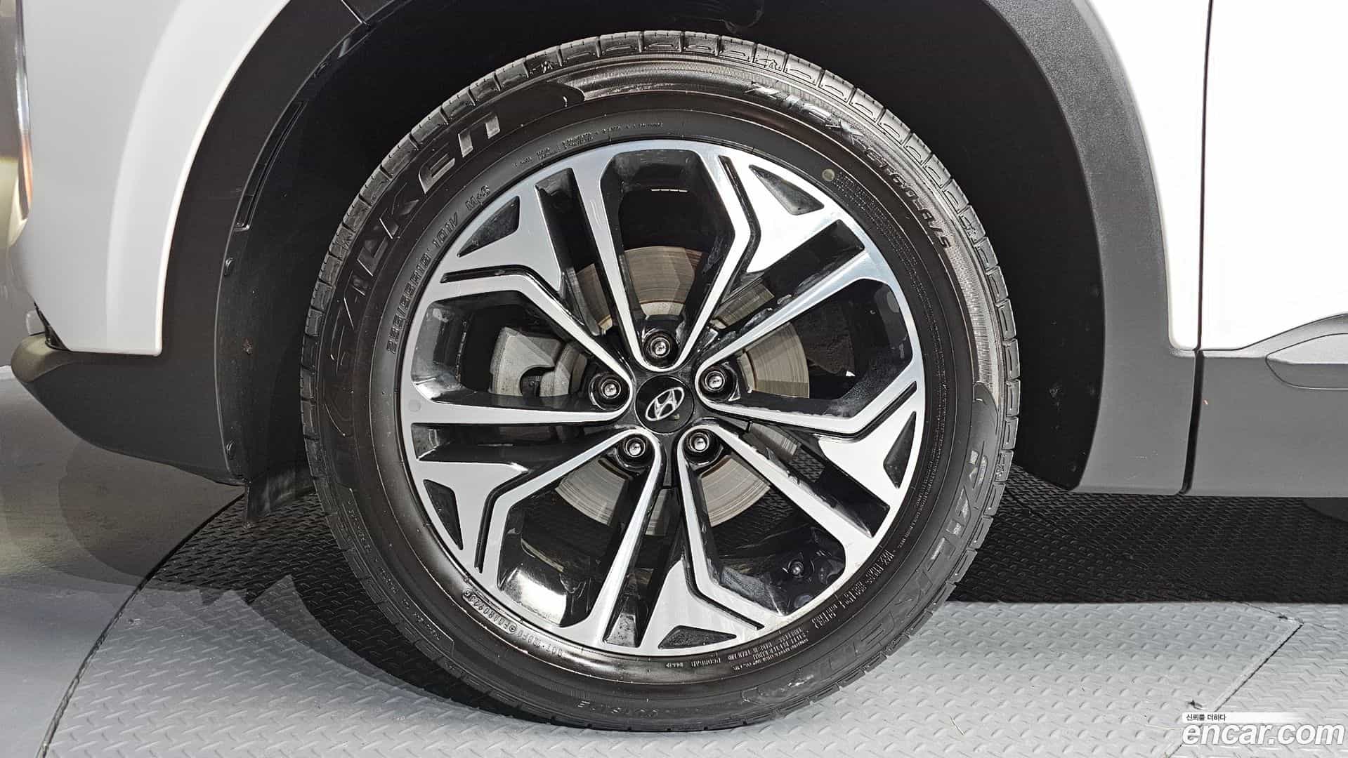 Santafe Hyundai 2018.10-OUTER-005
