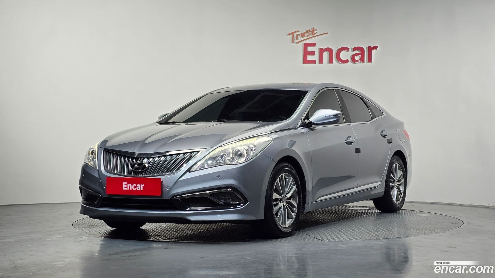 Main__Slider__Photo:Grandeur Hyundai 2016.10-0