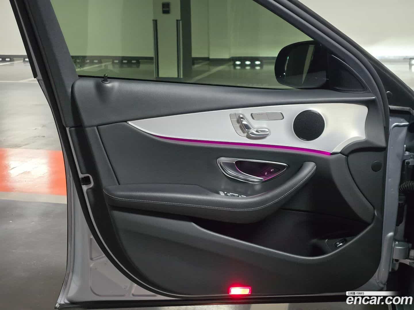 E-Class Mercedes-Benz 2021.2-INNER-007