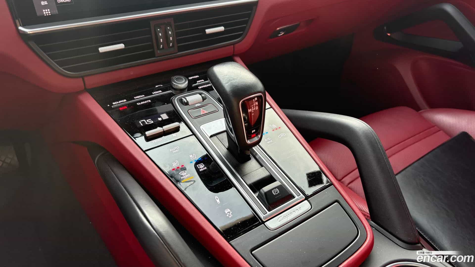 Cayenne Porsche 2021.5-OPTION-016