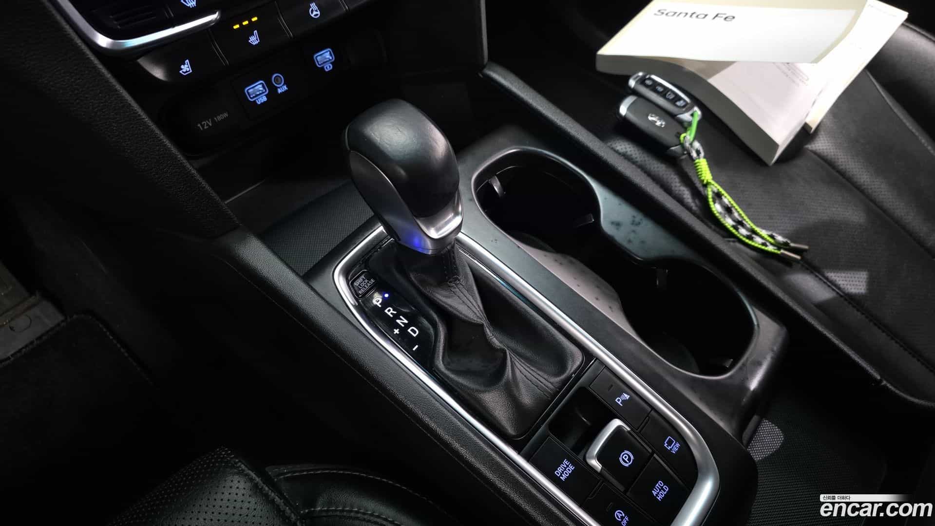 Santafe Hyundai 2019.2-INNER-009