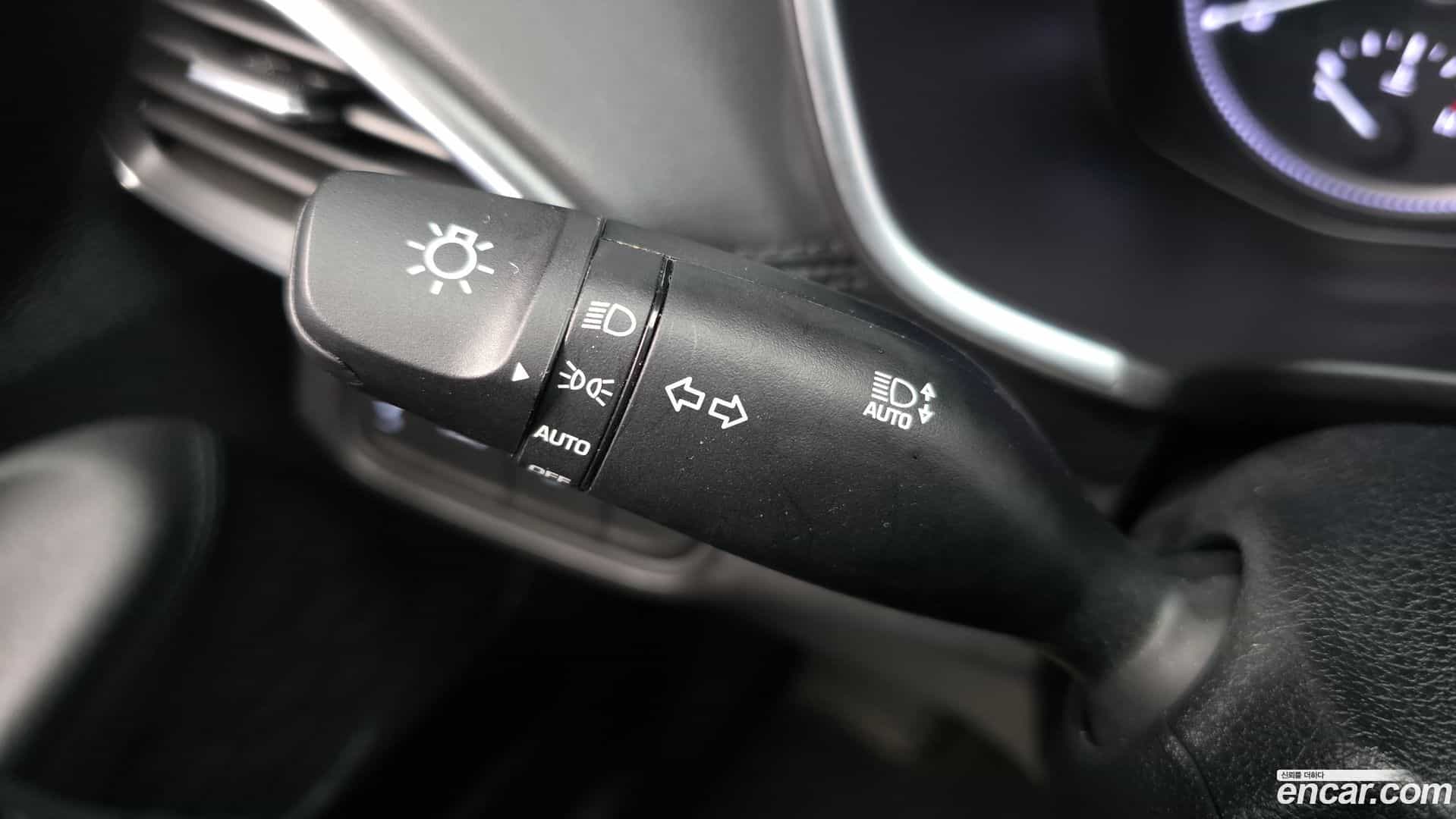 Santafe Hyundai 2019.2-OPTION-021