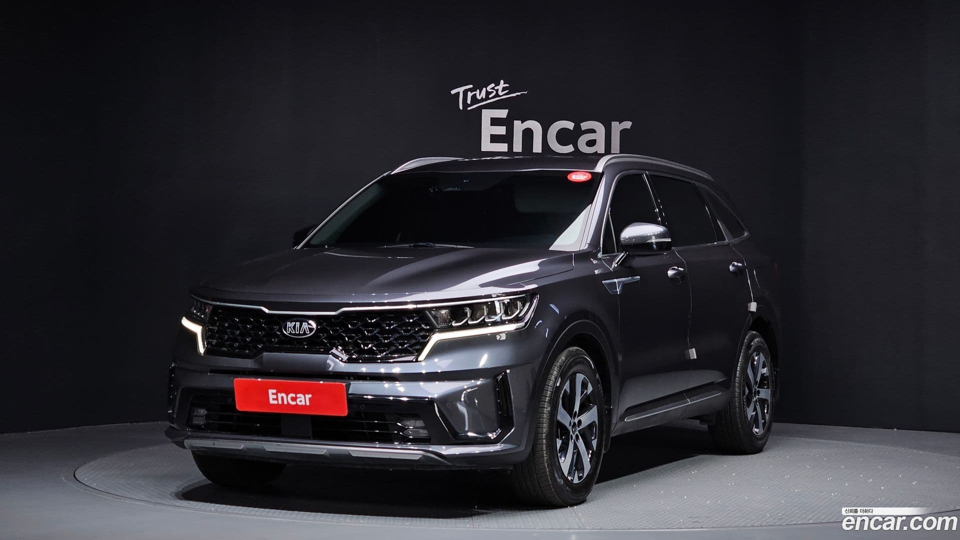Main__Slider__Photo:Sorento Kia 2020.4-0