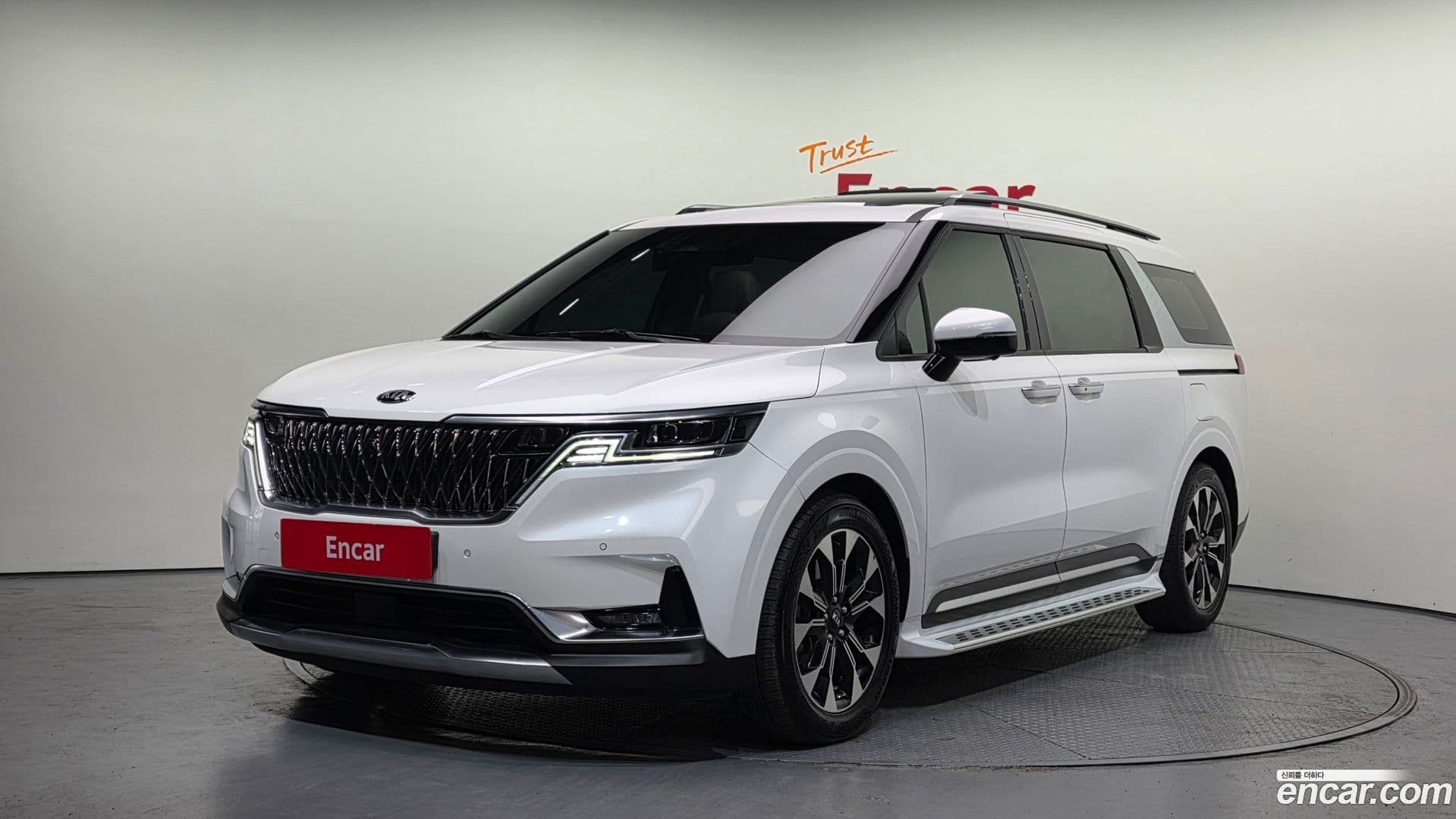 Main__Slider__Photo:Canival Kia 2021.3-0
