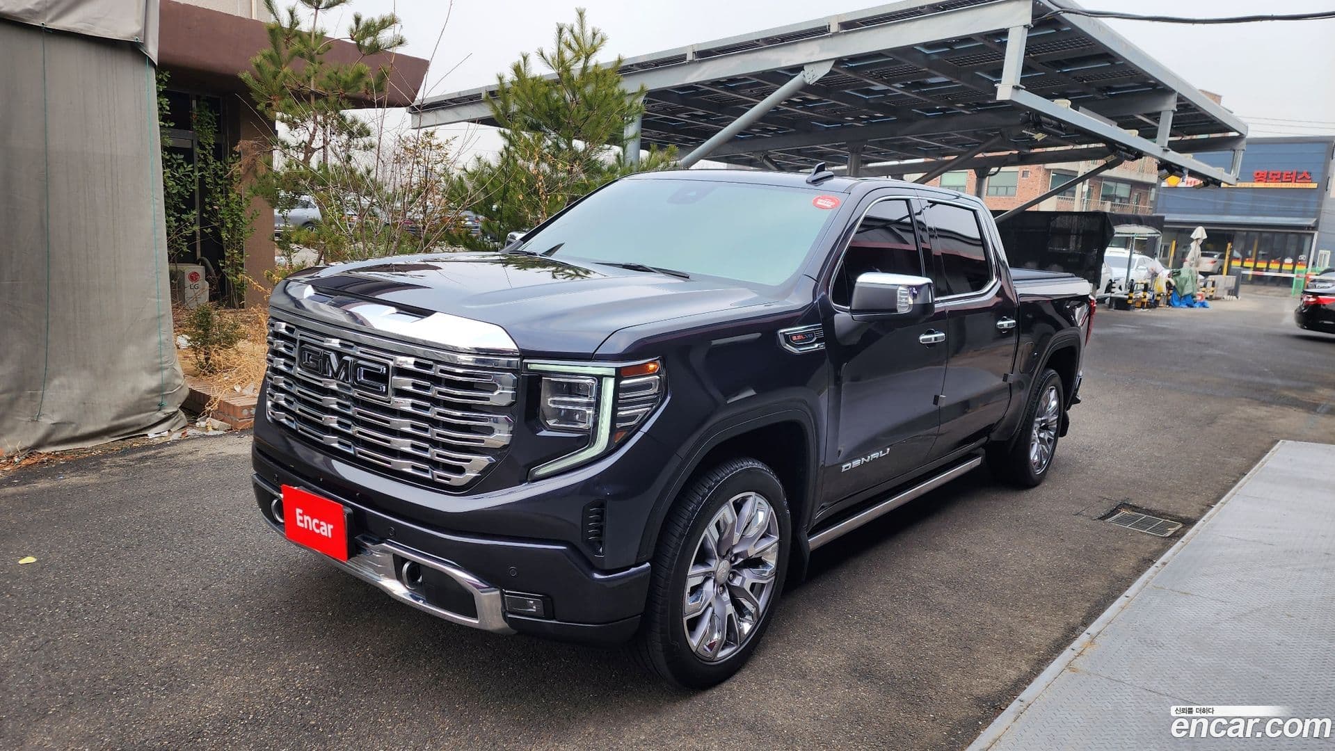 Main__Slider__Photo:Sierra GMC 2023.4-0
