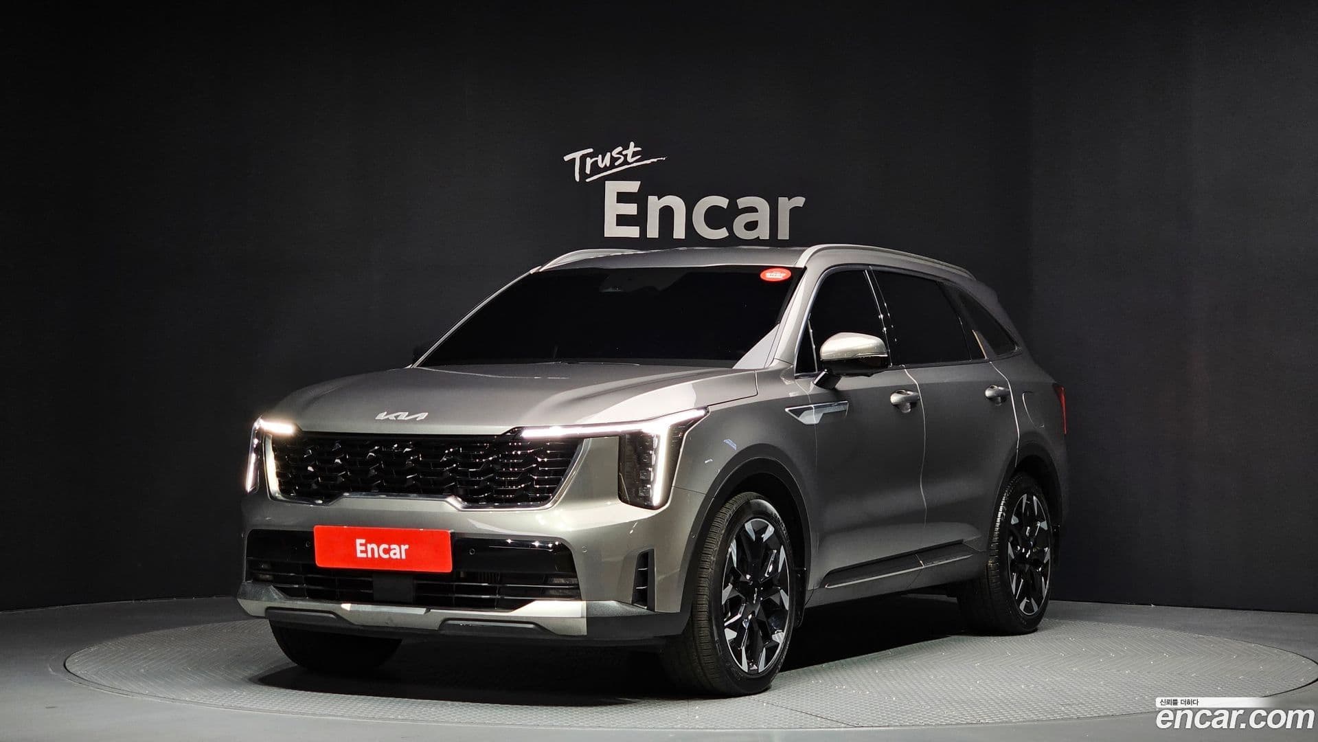 Main__Slider__Photo:Sorento Kia 2025.6-0