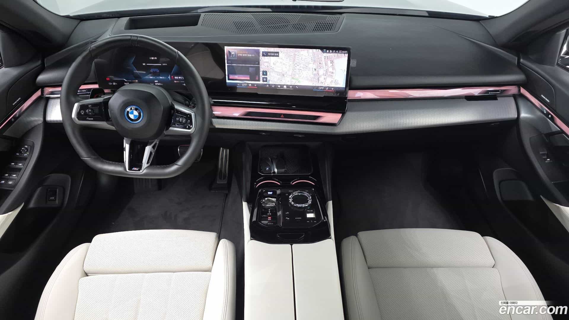 i5 BMW 2025.0-INNER-007