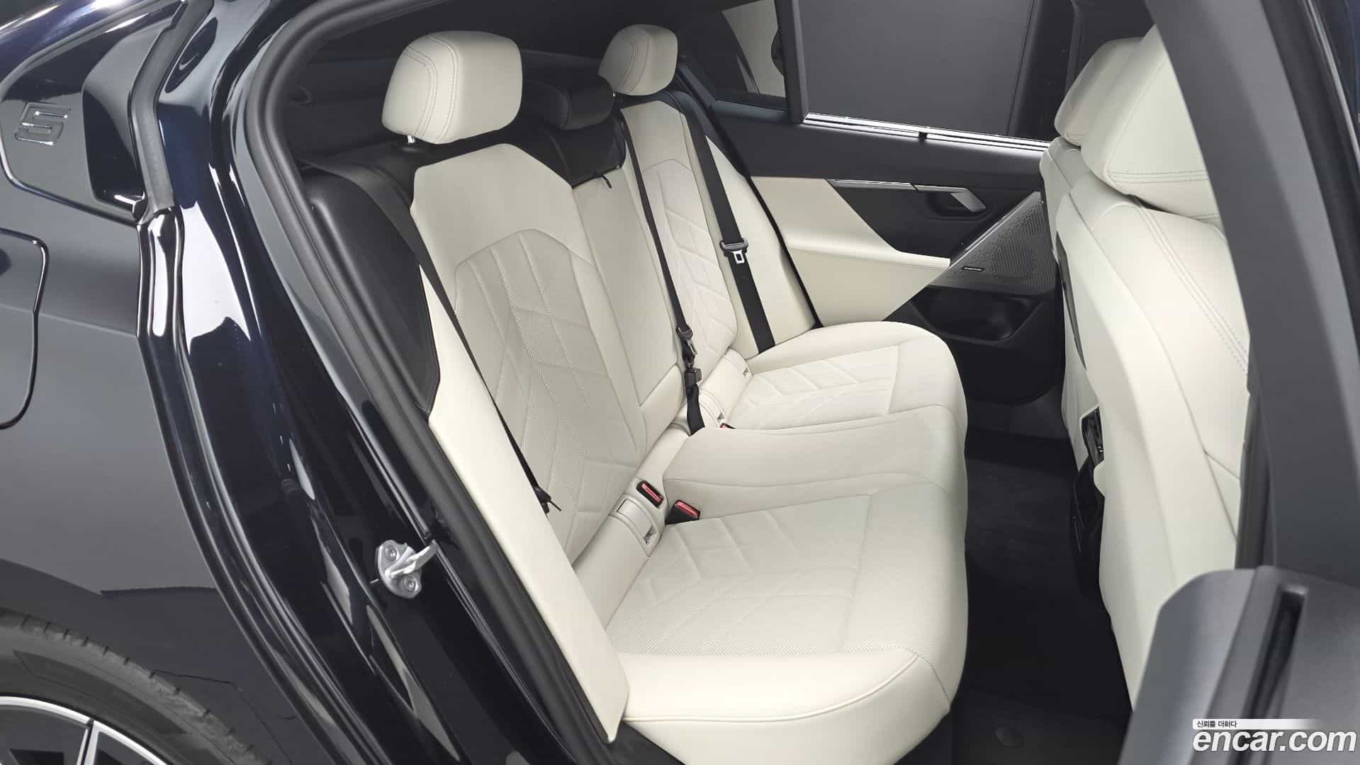 i5 BMW 2025.0-OPTION-015