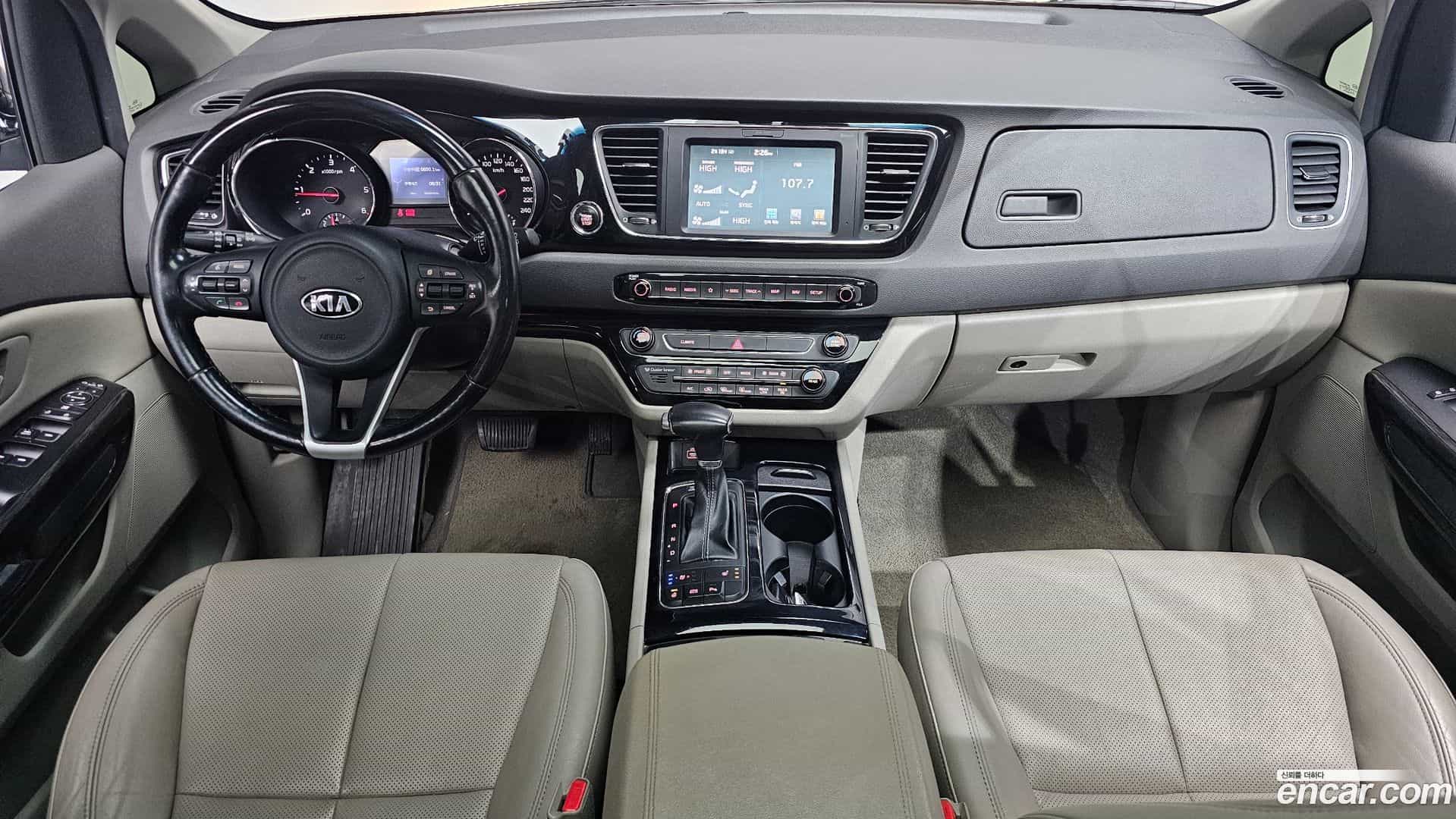 Canival Kia 2017.10-INNER-007