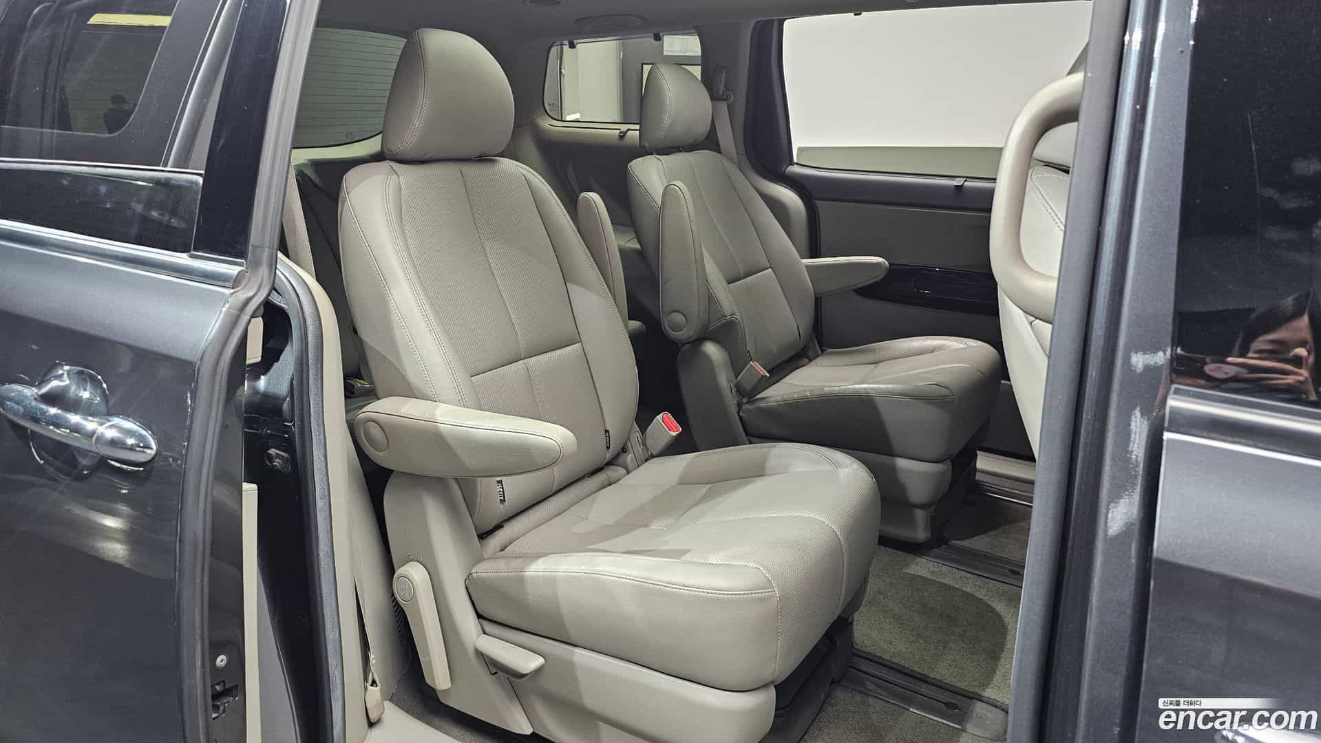 Canival Kia 2017.10-OPTION-016