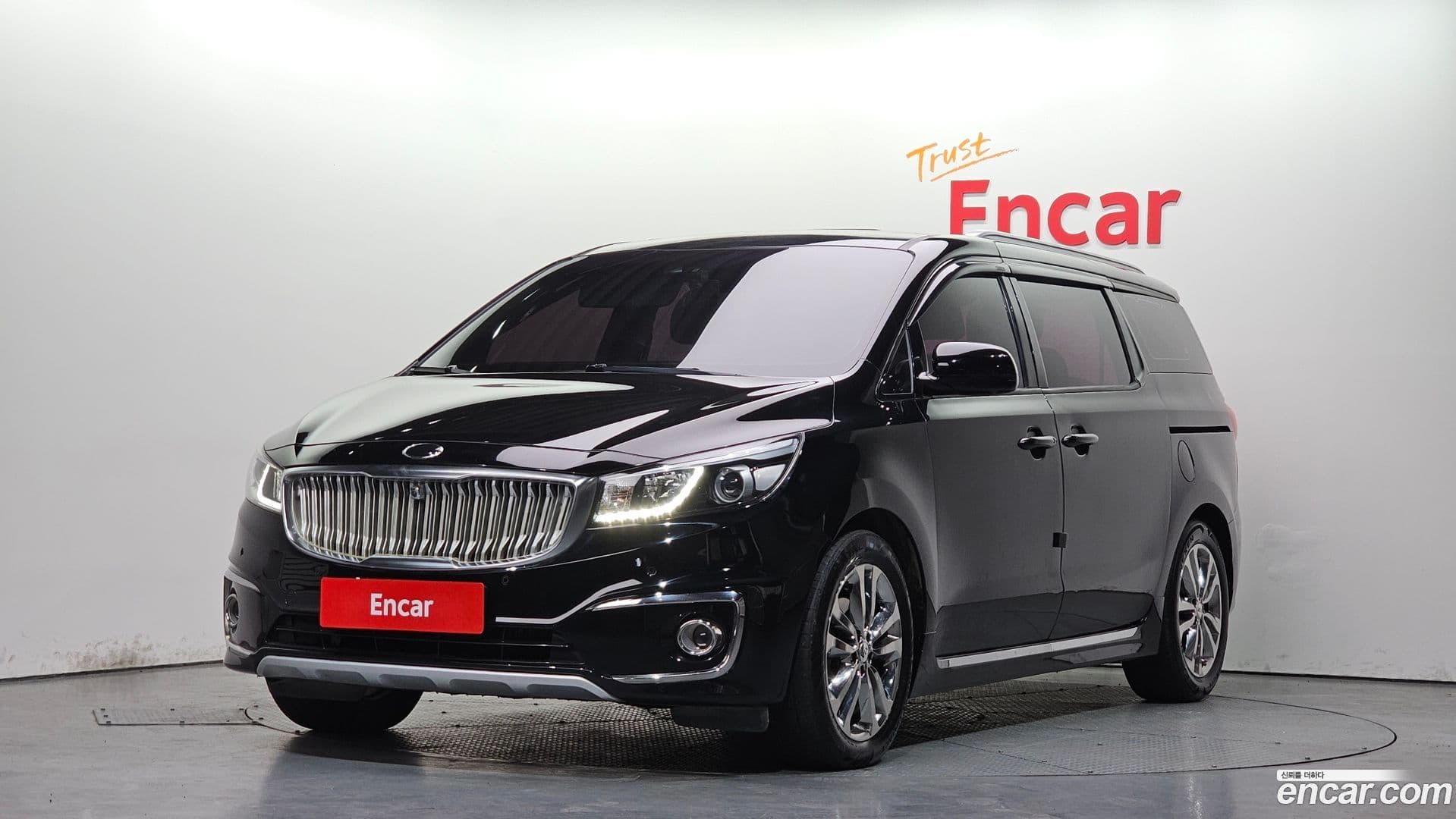 Main__Slider__Photo:Canival Kia 2016.10-0