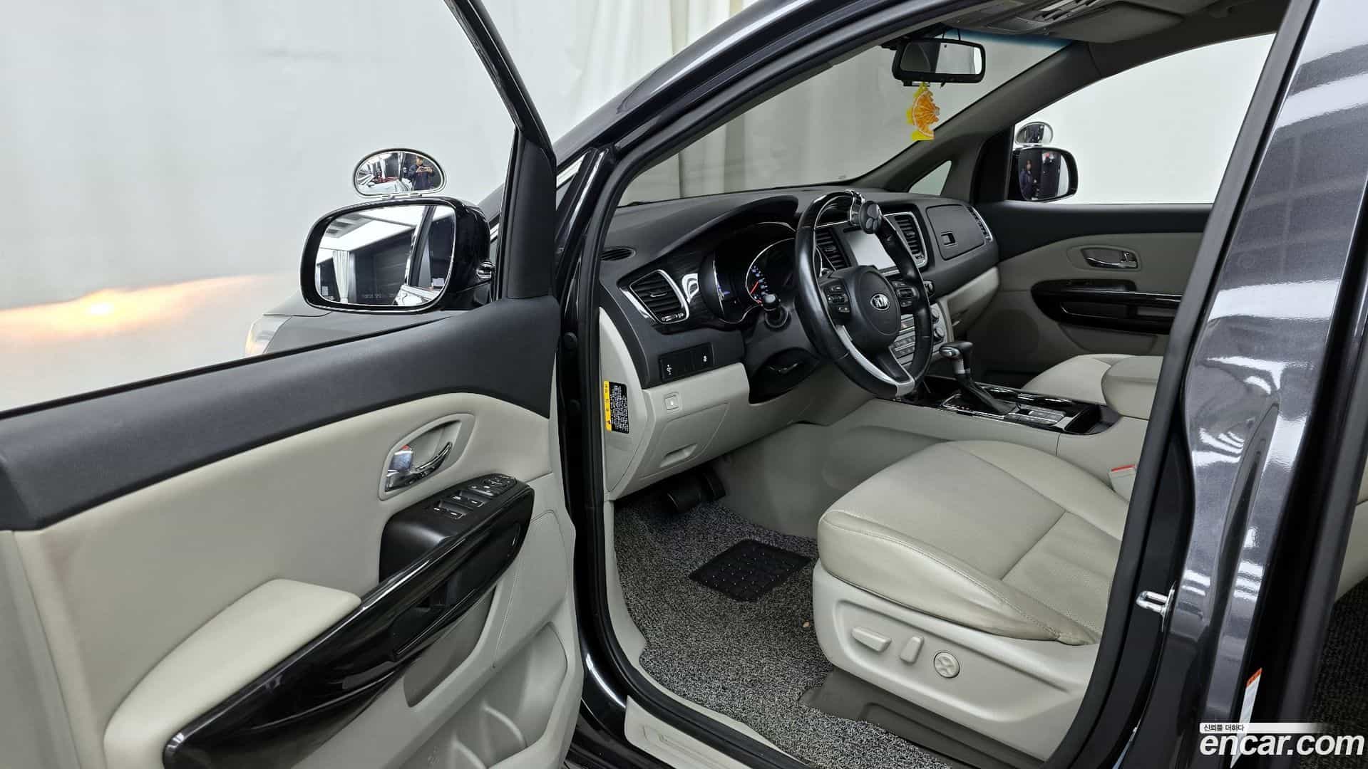 Canival Kia 2019.9-INNER-010