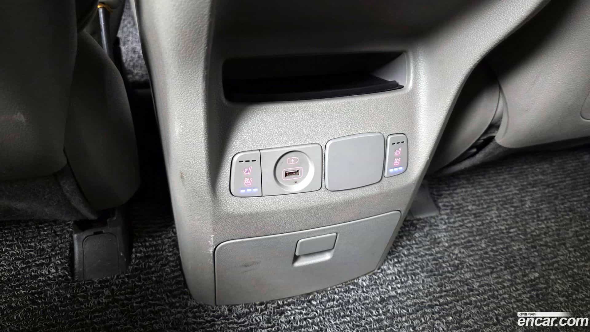 Canival Kia 2019.9-OPTION-023