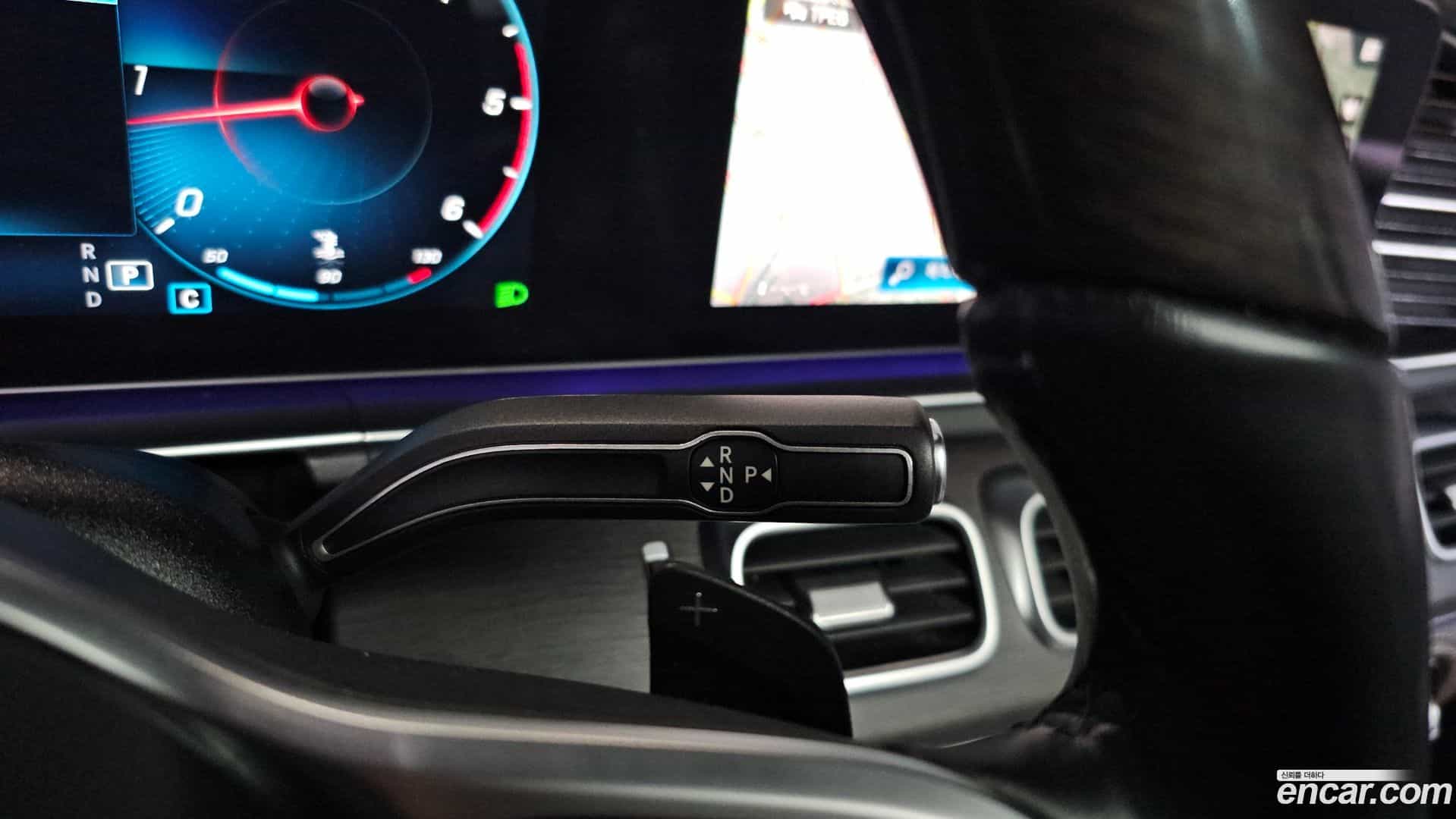 GLS-Class Mercedes-Benz 2022.0-INNER-009