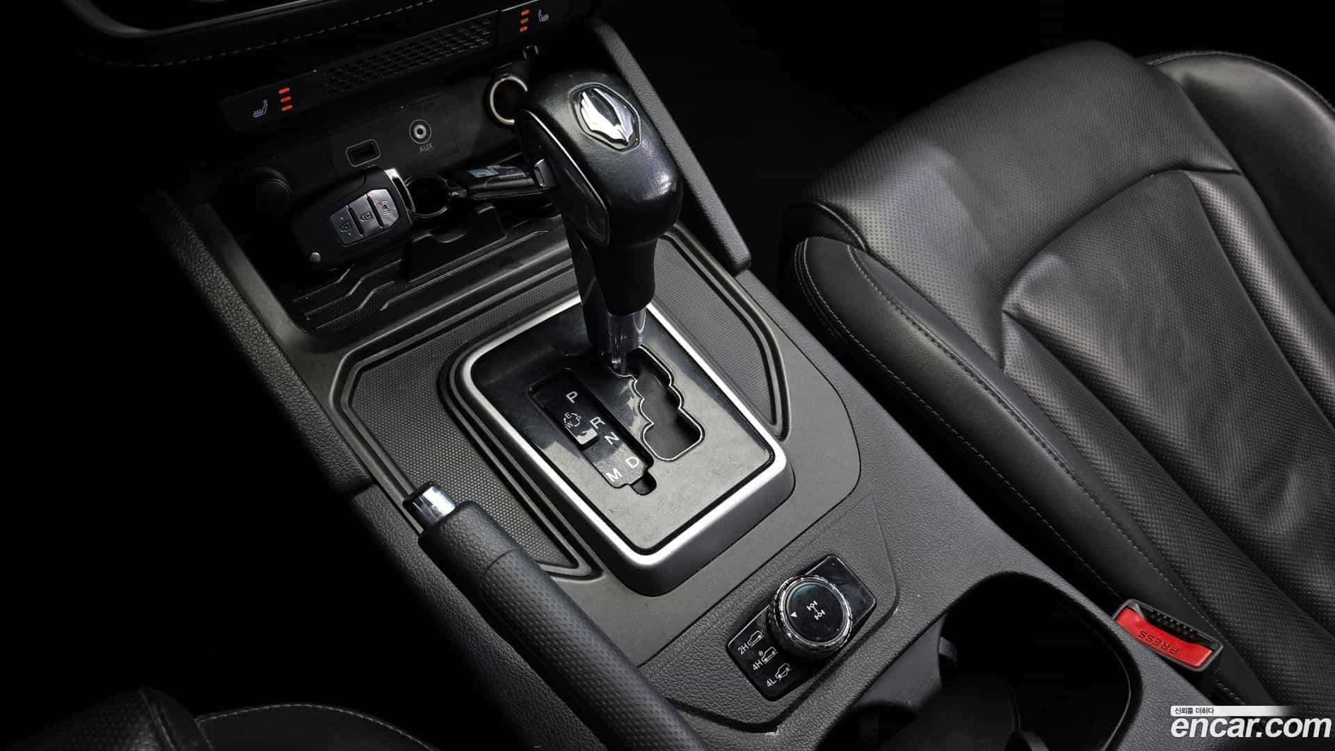 Rexton KG Mobility 2019.3-INNER-009