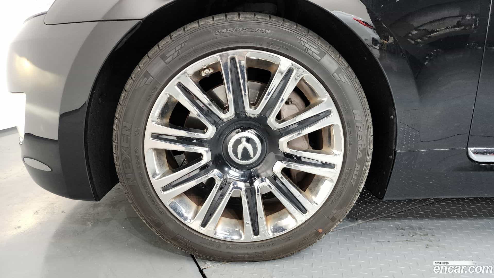 Equus Hyundai 2013.8-OUTER-005