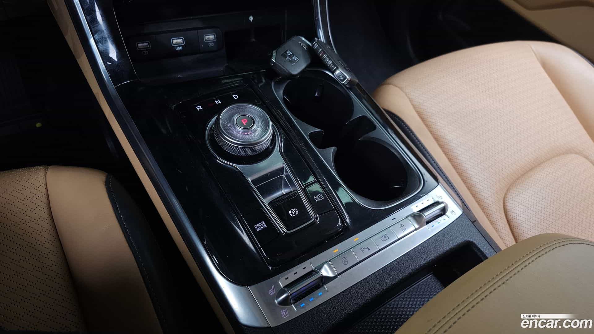 Canival Kia 2021.1-INNER-009