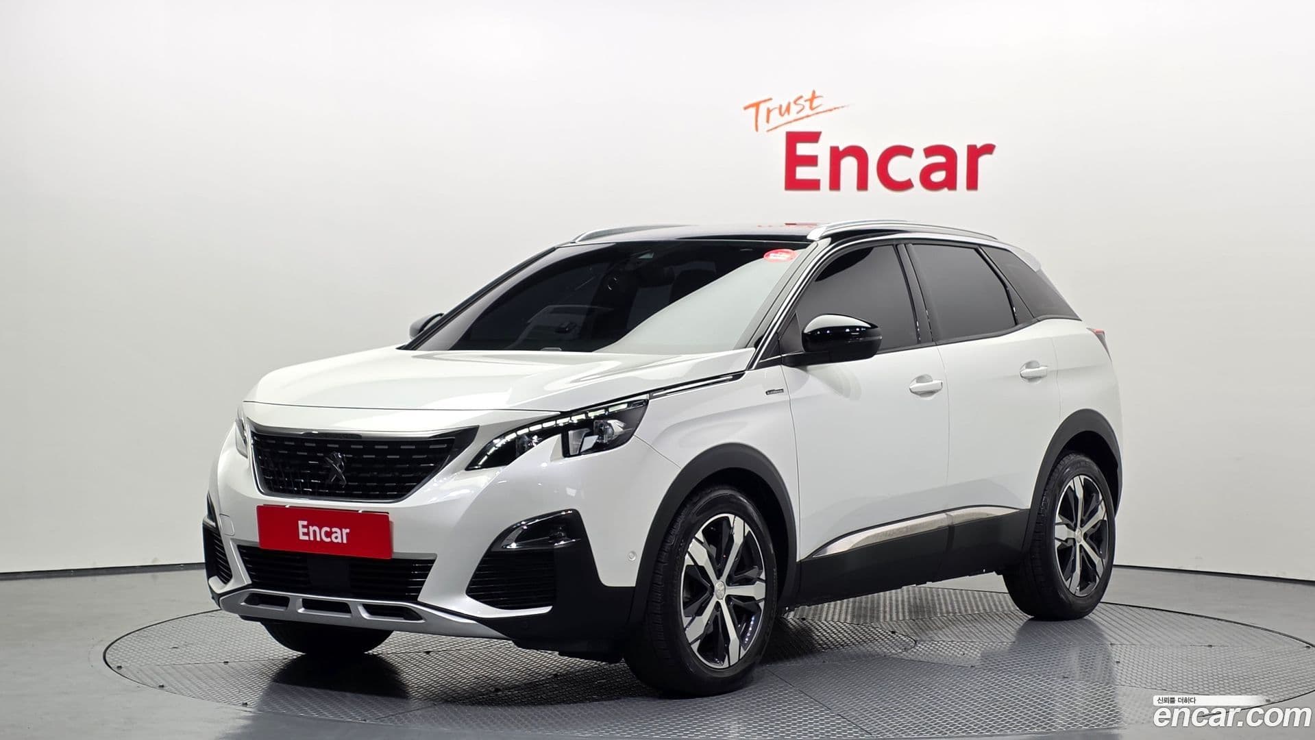 Main__Slider__Photo:3008 Peugeot 2017.6-0