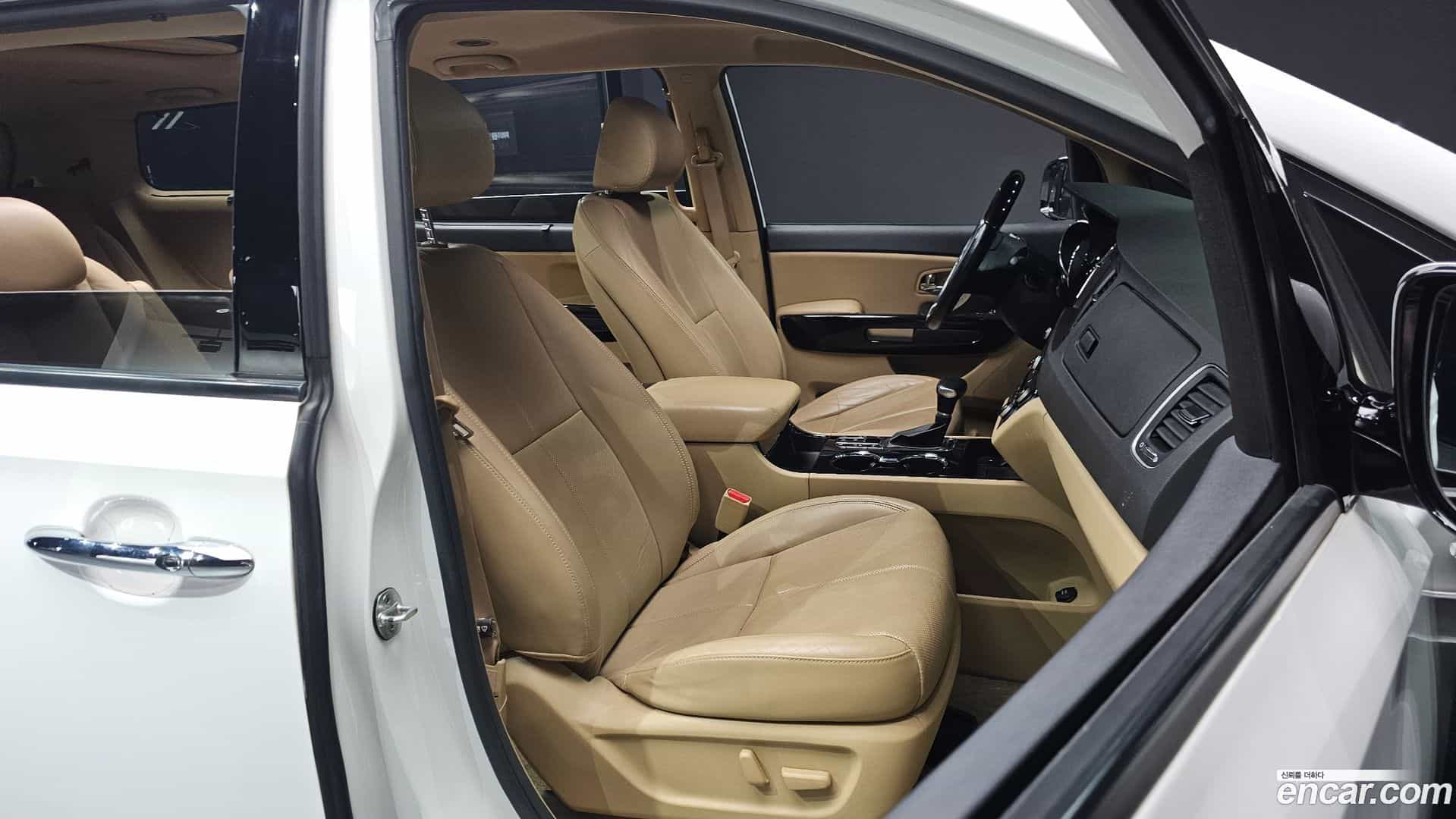 Canival Kia 2018.9-INNER-010