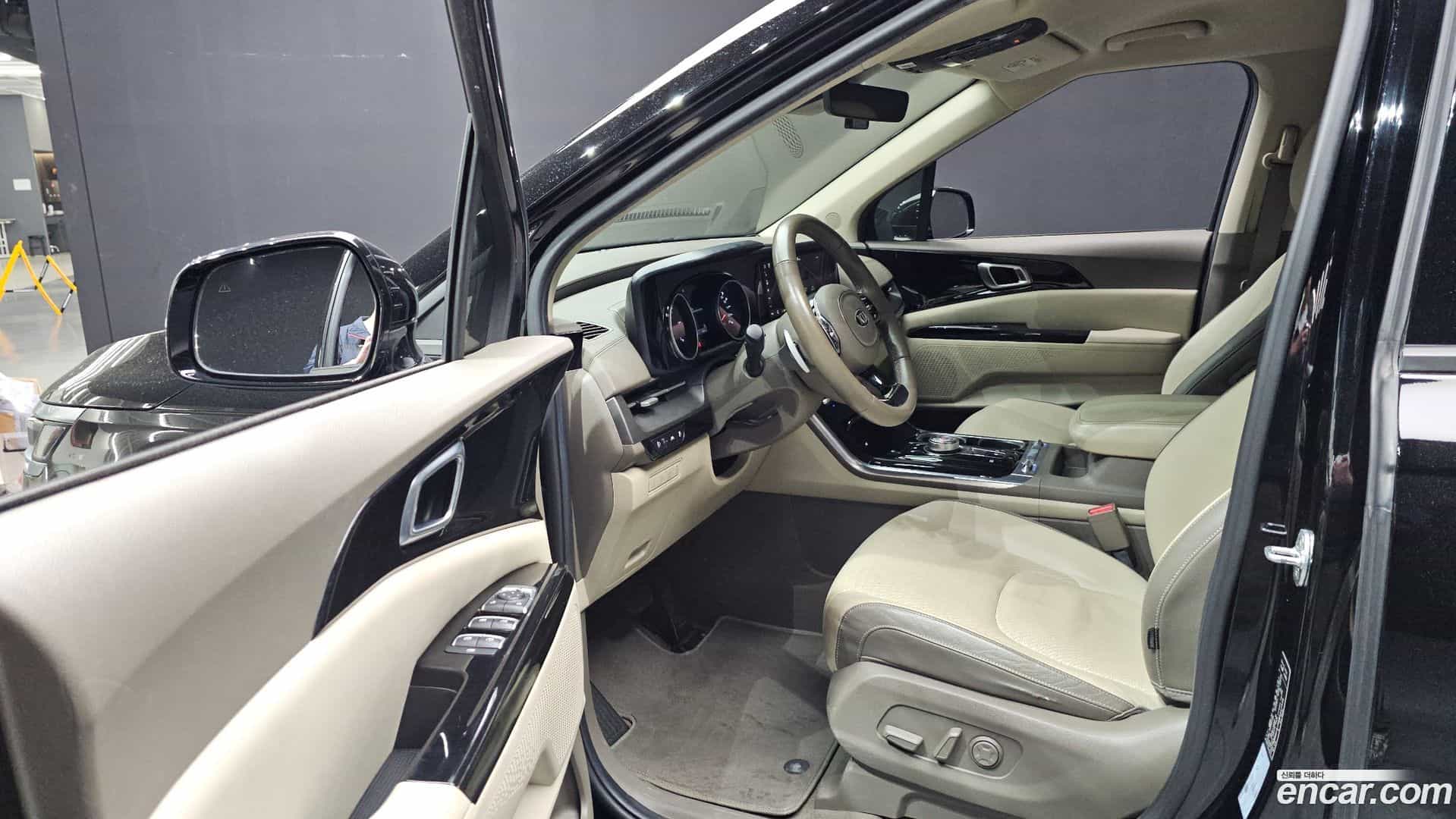 Canival Kia 2021.0-INNER-010