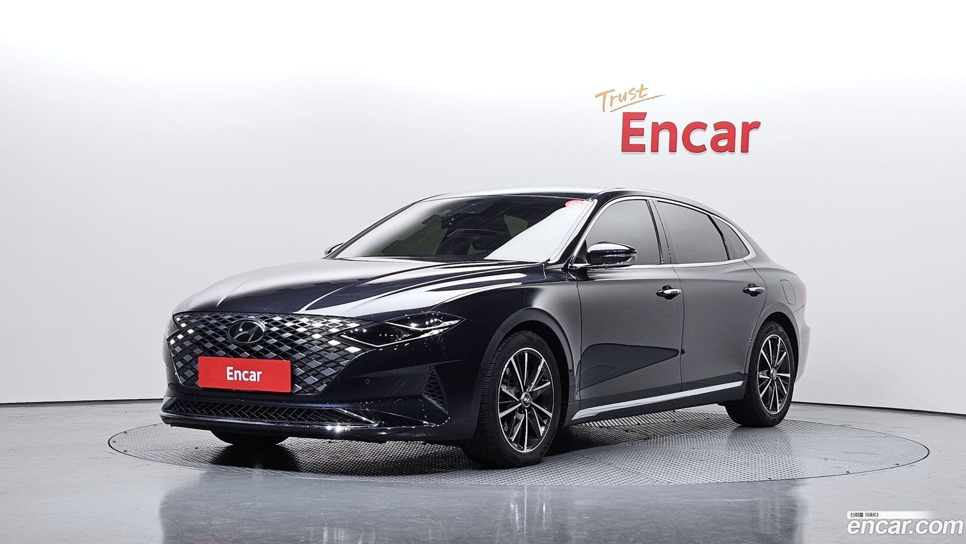 Main__Slider__Photo:Grandeur Hyundai 2019.11-0