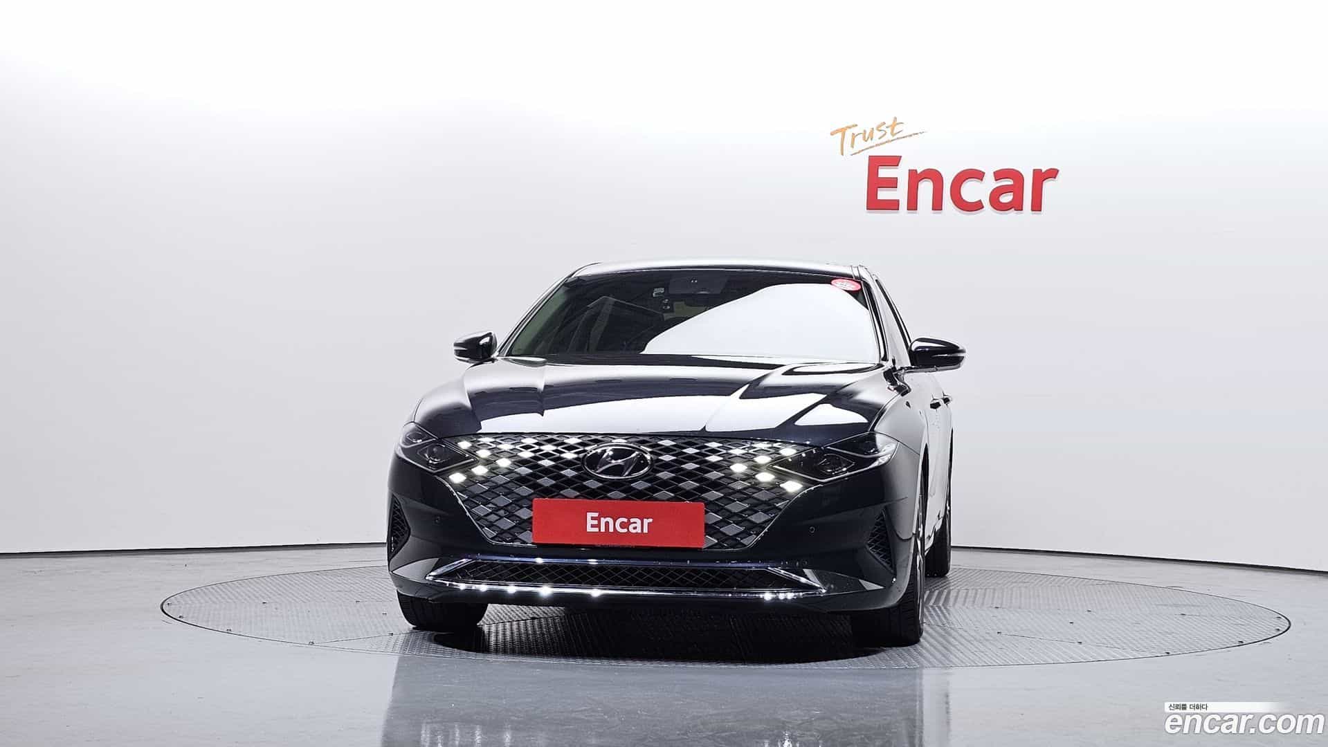 Grandeur Hyundai 2019.11-OUTER-003