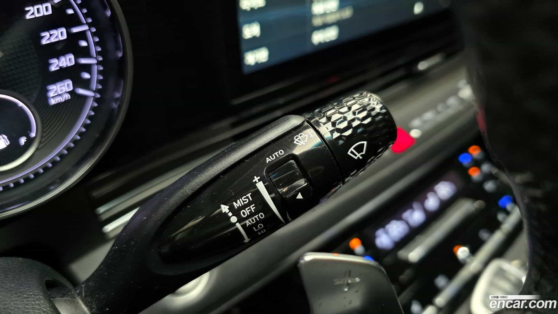 Grandeur Hyundai 2019.11-OPTION-022