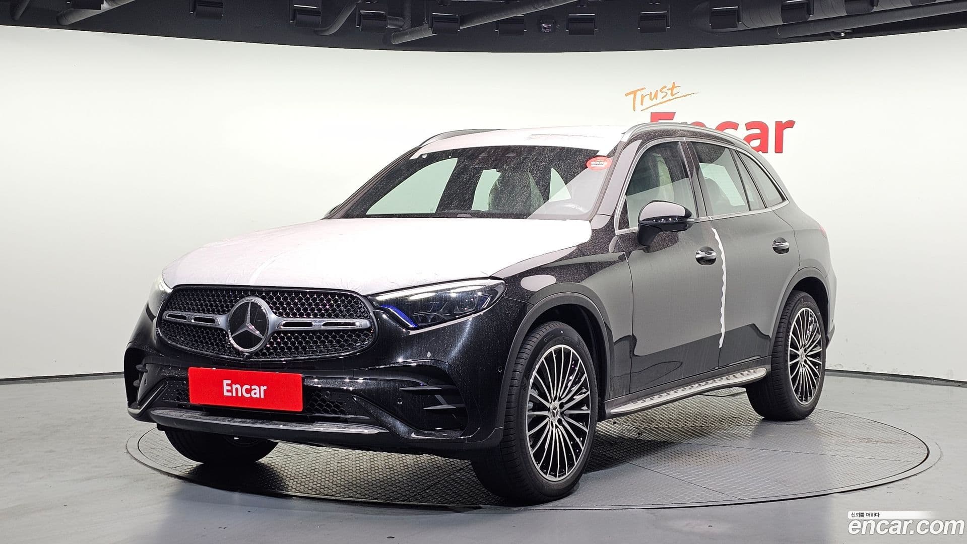 Main__Slider__Photo:GLC-Class Mercedes-Benz 2026.1-0