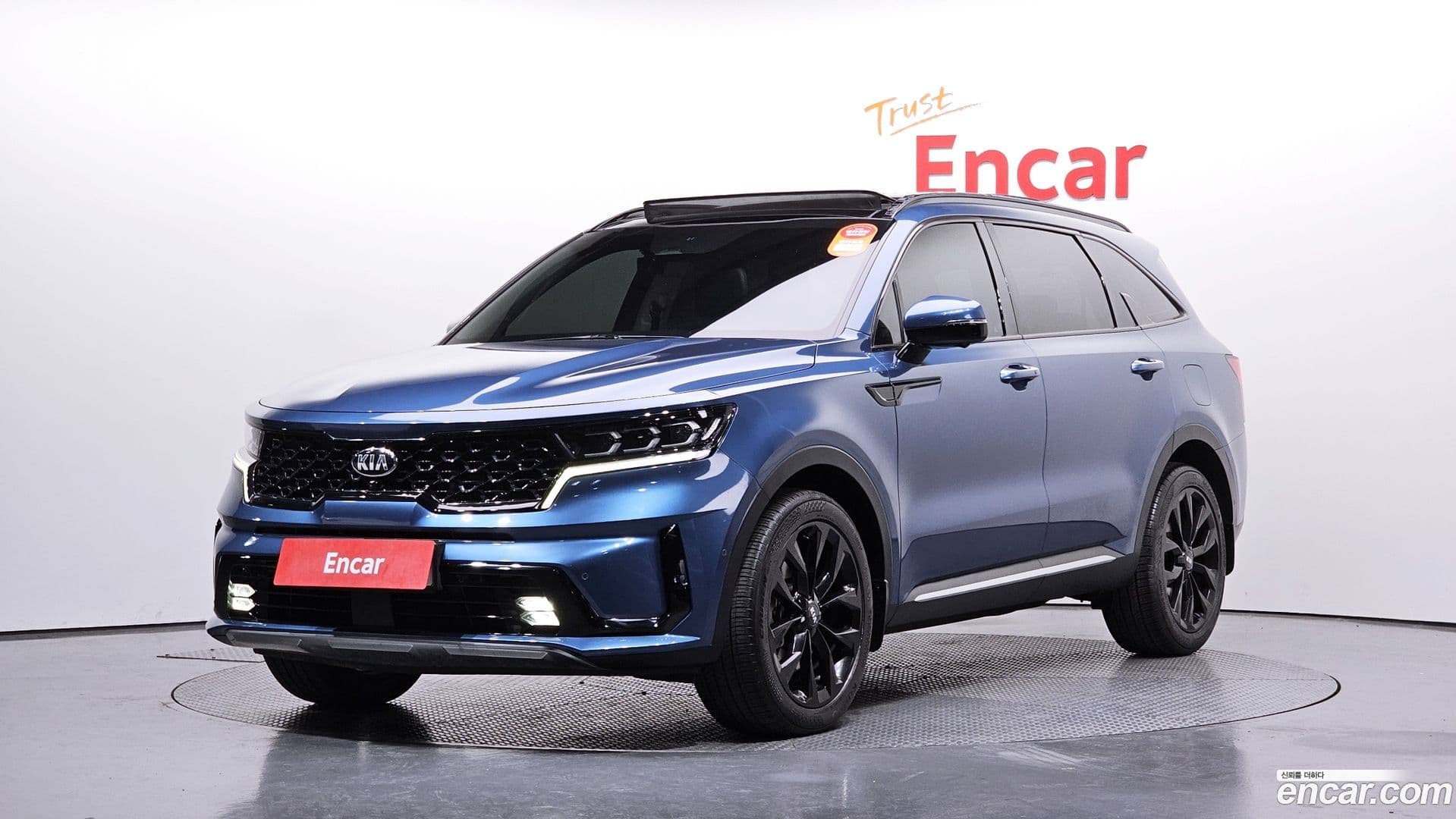 Main__Slider__Photo:Sorento Kia 2020.11-0