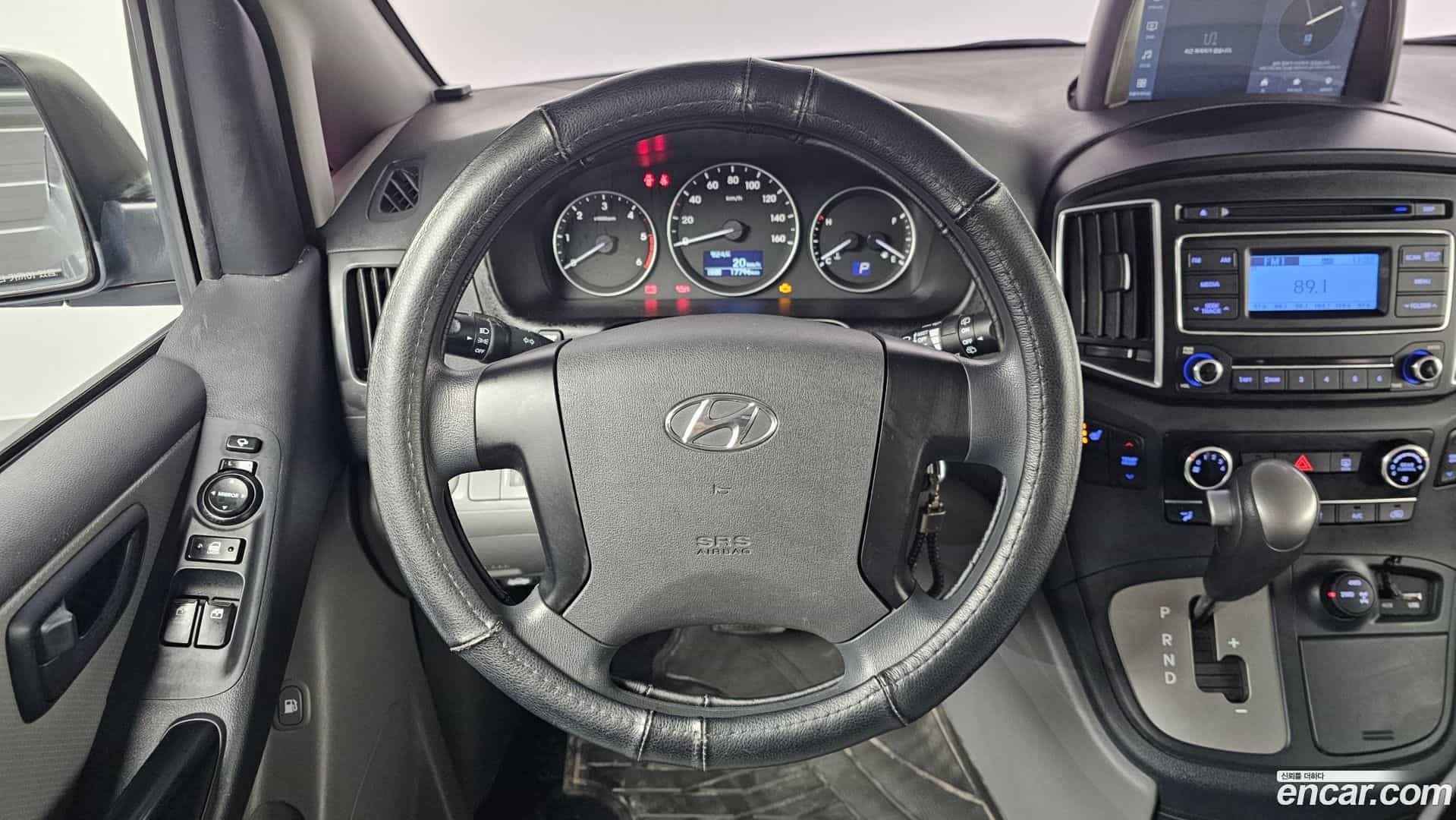 Starex Hyundai 2017.5-OPTION-017