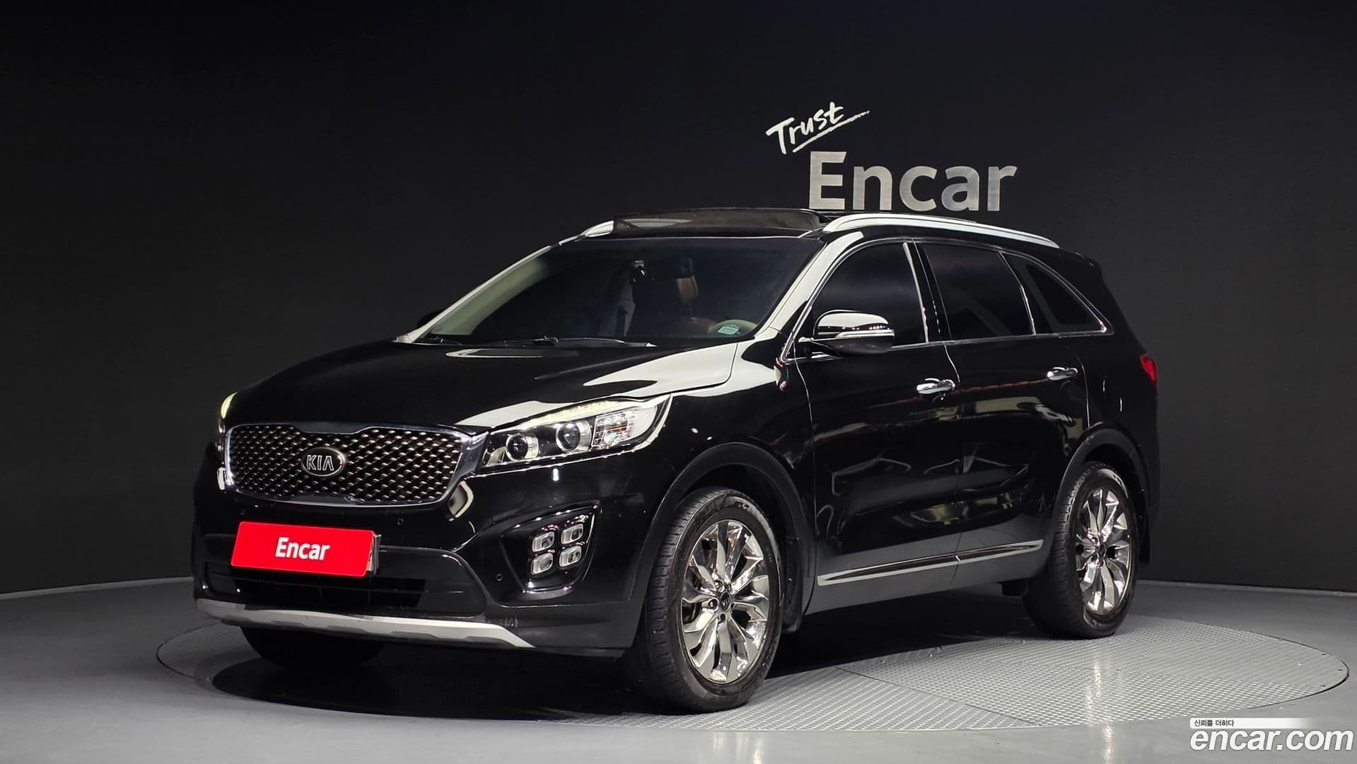 Main__Slider__Photo:Sorento Kia 2015.7-0