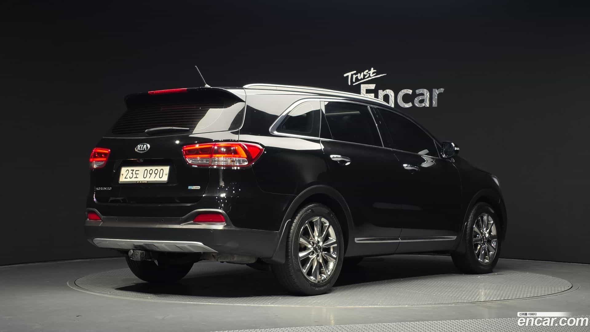 Sorento Kia 2016.1-OUTER-002