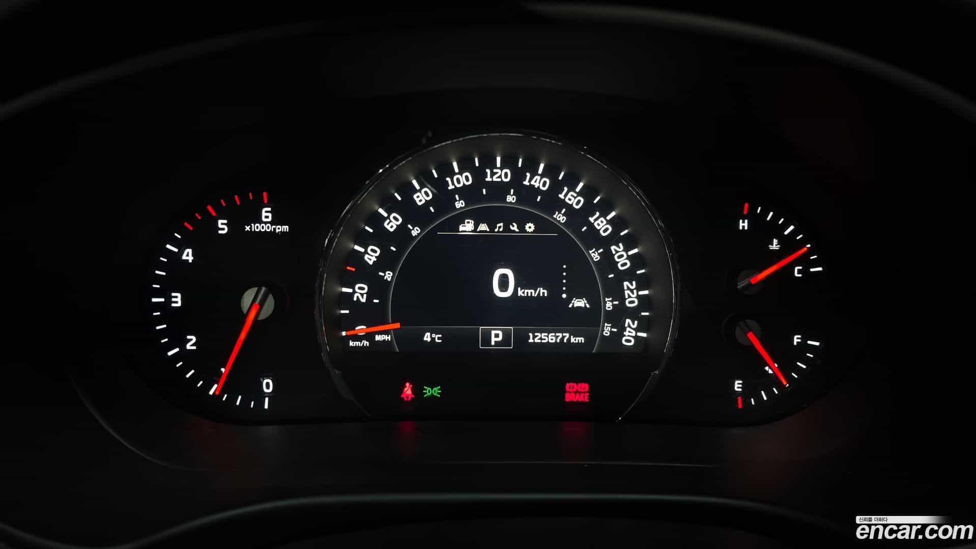 Sorento Kia 2016.1-INNER-008
