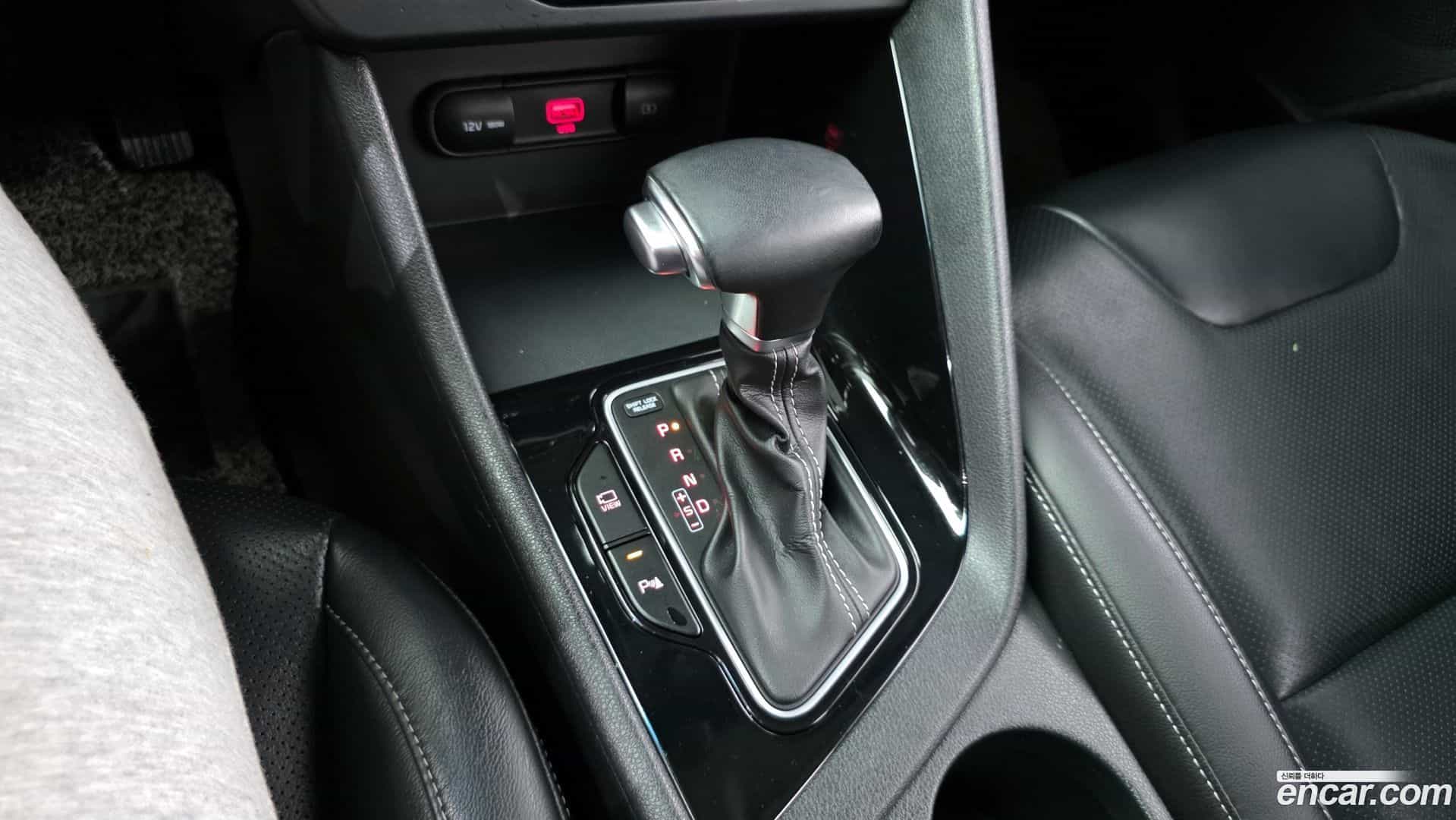 Niro Kia 2019.4-INNER-009