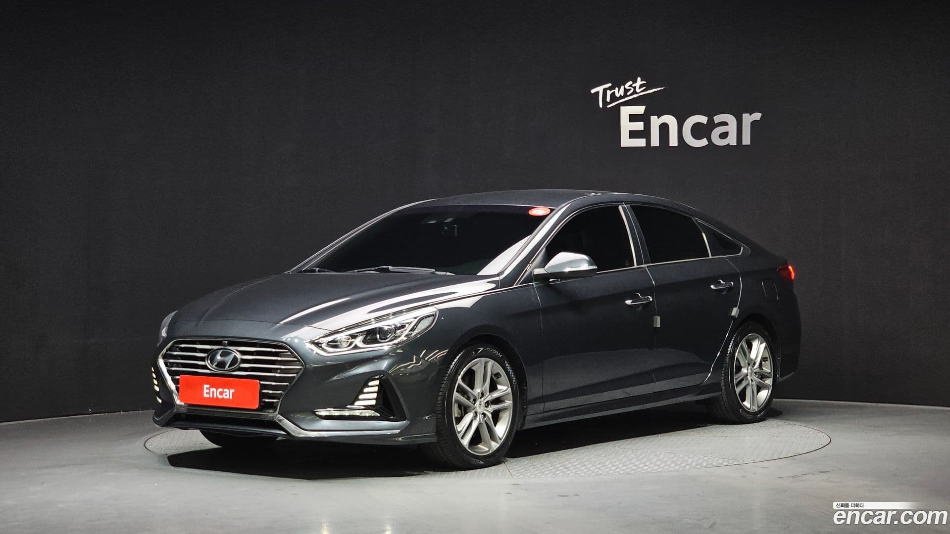 Main__Slider__Photo:Sonata Hyundai 2017.10-0
