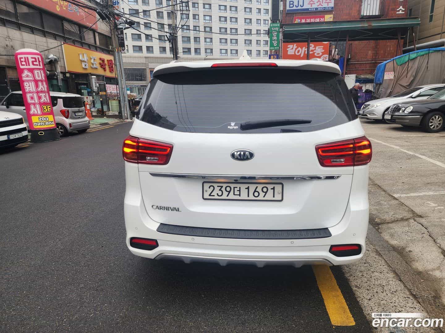 Canival Kia 2019.1-OUTER-003