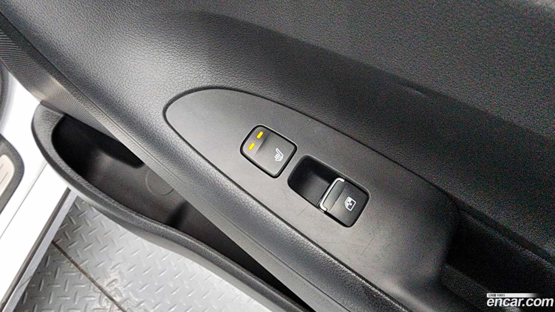Grandeur Hyundai 2021.6-OPTION-023
