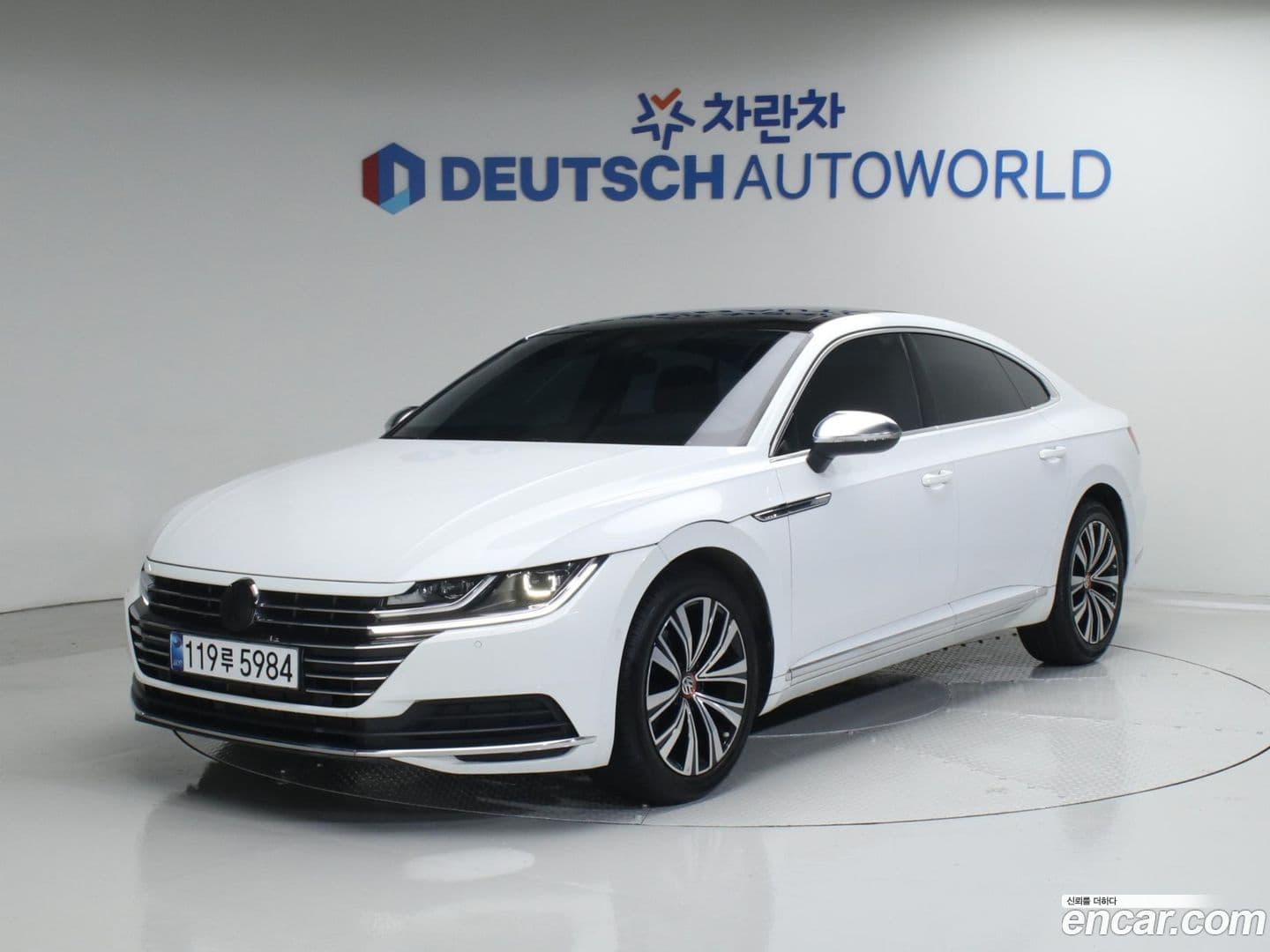 Main__Slider__Photo:Arteon Volkswagen 2019.4-0