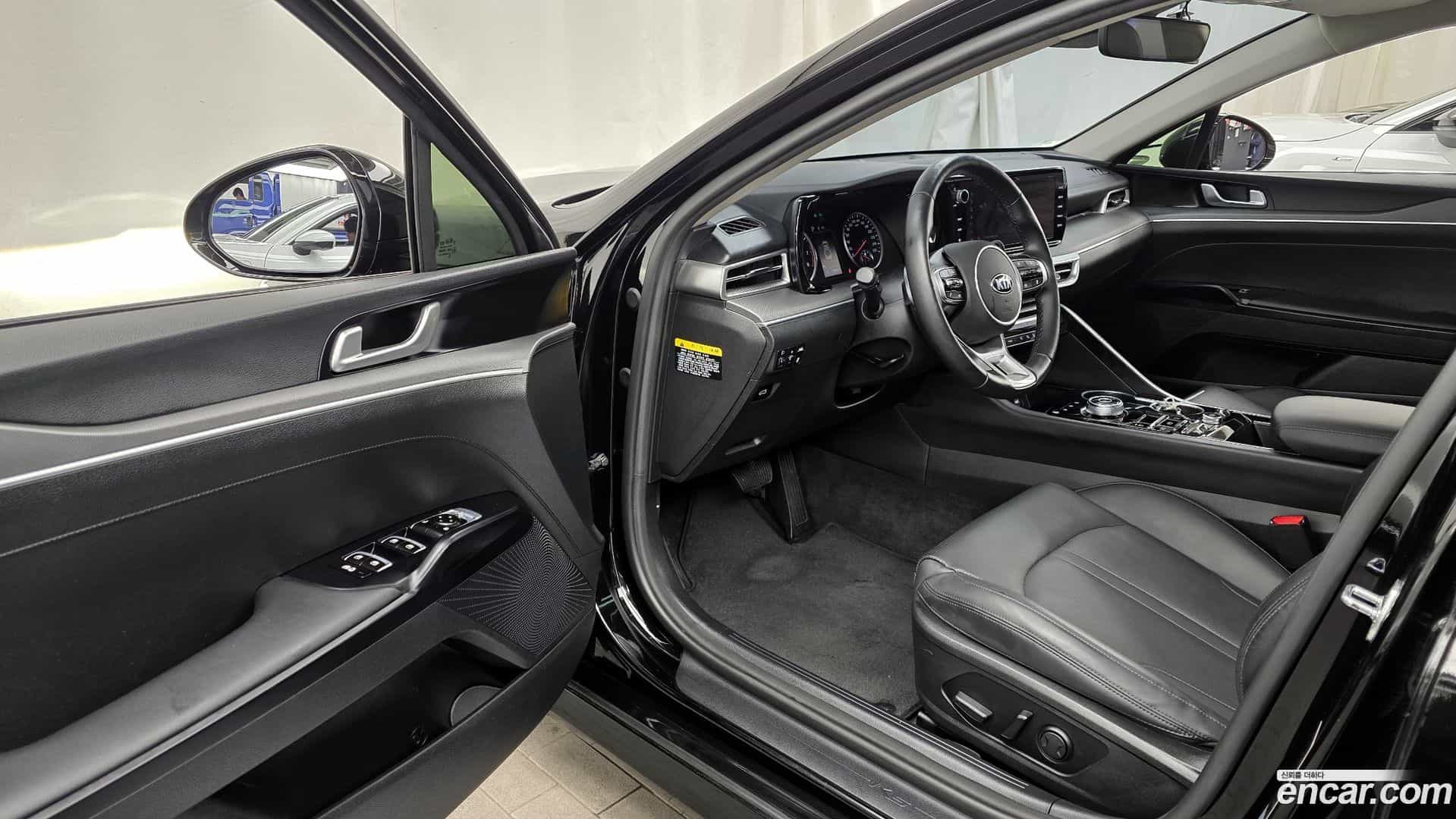 K5 Kia 2020.1-INNER-010