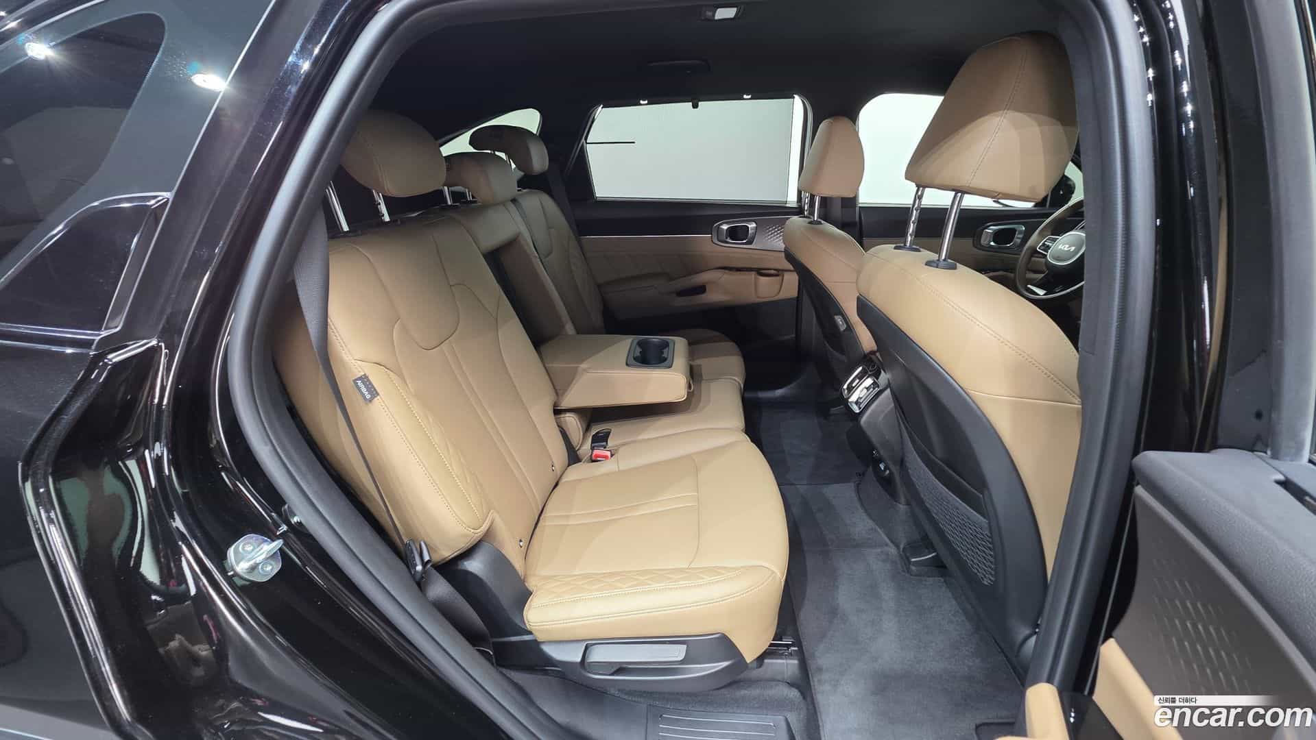 Sorento Kia 2024.8-OPTION-023